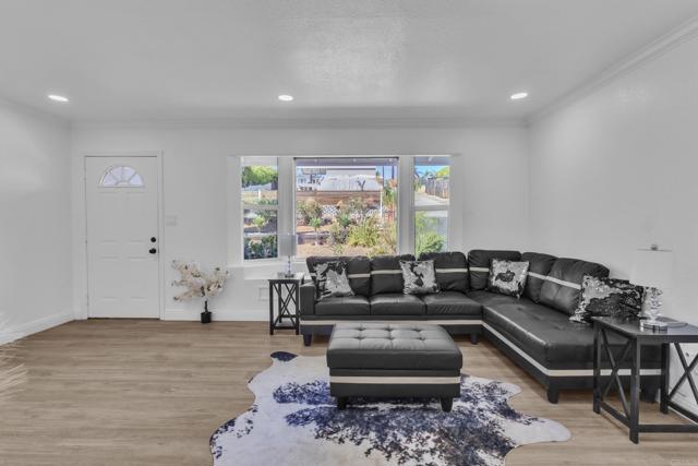 El Cajon, California, 92021, United States, 3 Bedrooms Bedrooms, ,3 BathroomsBathrooms,Residential,For Sale,1974782