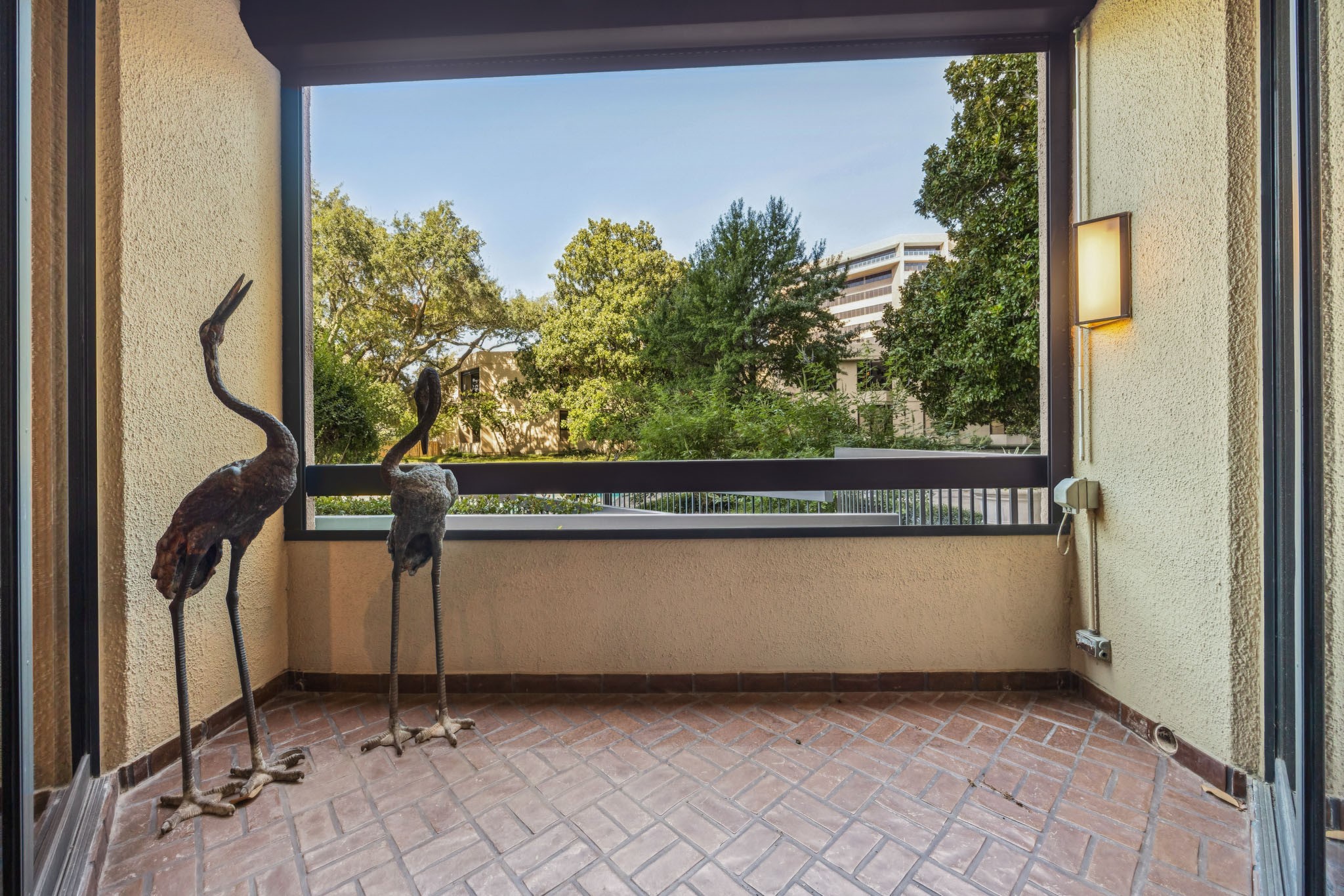  5555 Del Monte Drive #102 - 物件實景