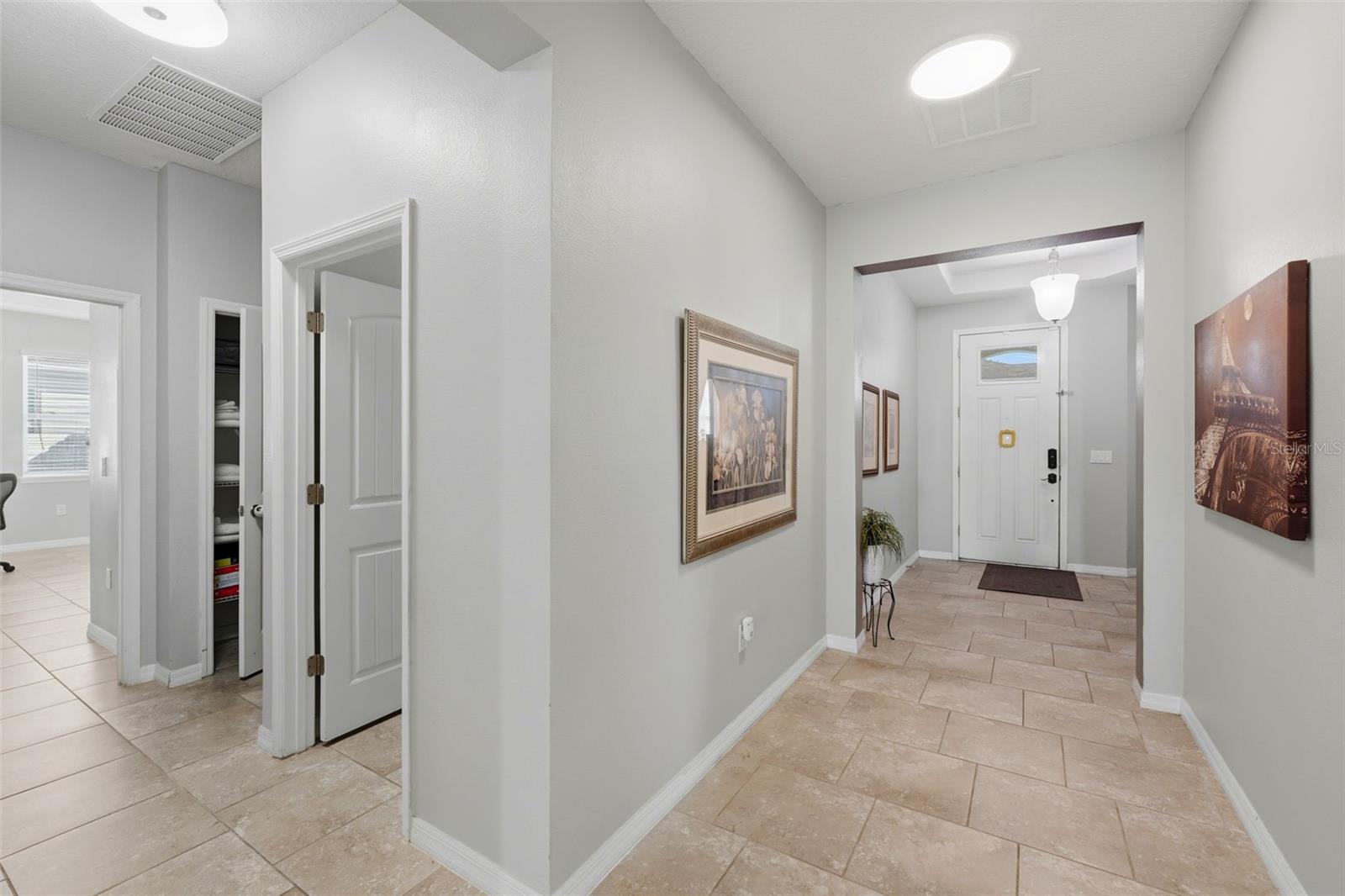 KISSIMMEE, Florida, 34744, United States, 4 Bedrooms Bedrooms, ,4 BathroomsBathrooms,Residential,For Sale,1986116