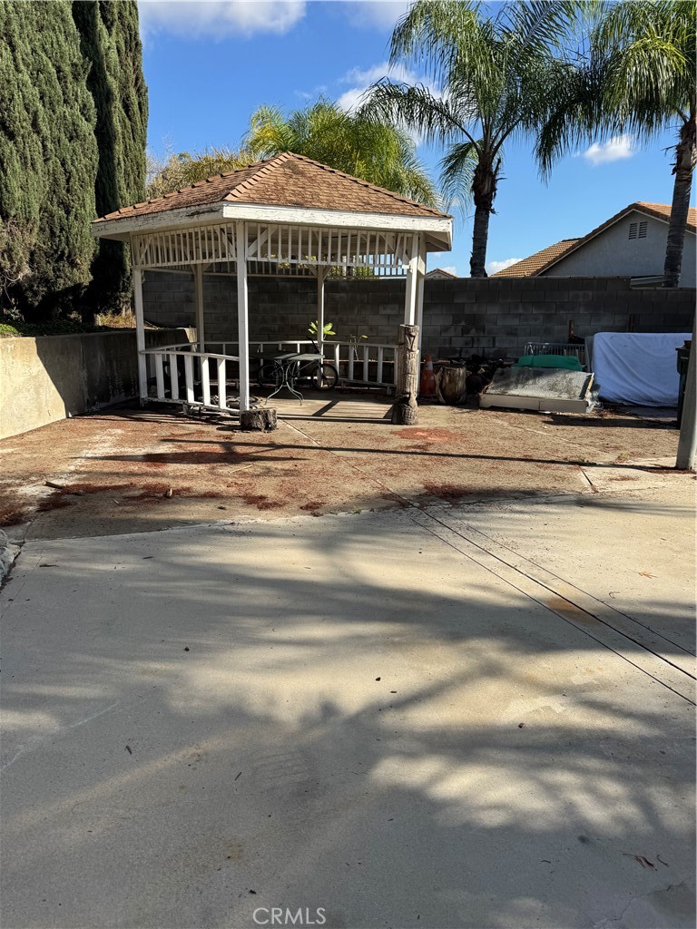 Bloomington, California, 92316, United States, 3 Bedrooms Bedrooms, ,2 BathroomsBathrooms,Residential,For Sale,2009954