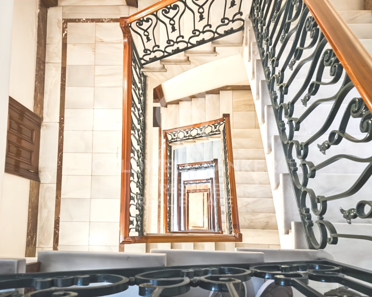 Barcelona, Catalonia, ES, 5 Bedrooms Bedrooms, ,4 BathroomsBathrooms,Residential,For Sale,1901942