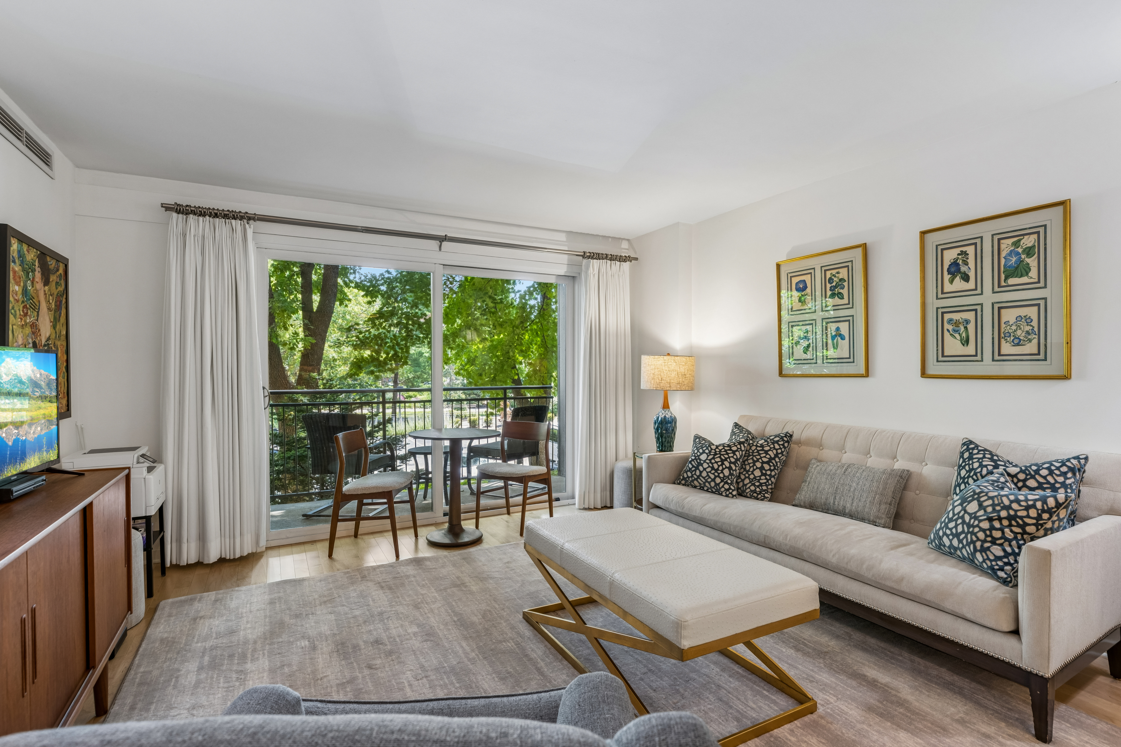  Beautifully Renovated Living Near Loring Park - 物件實景