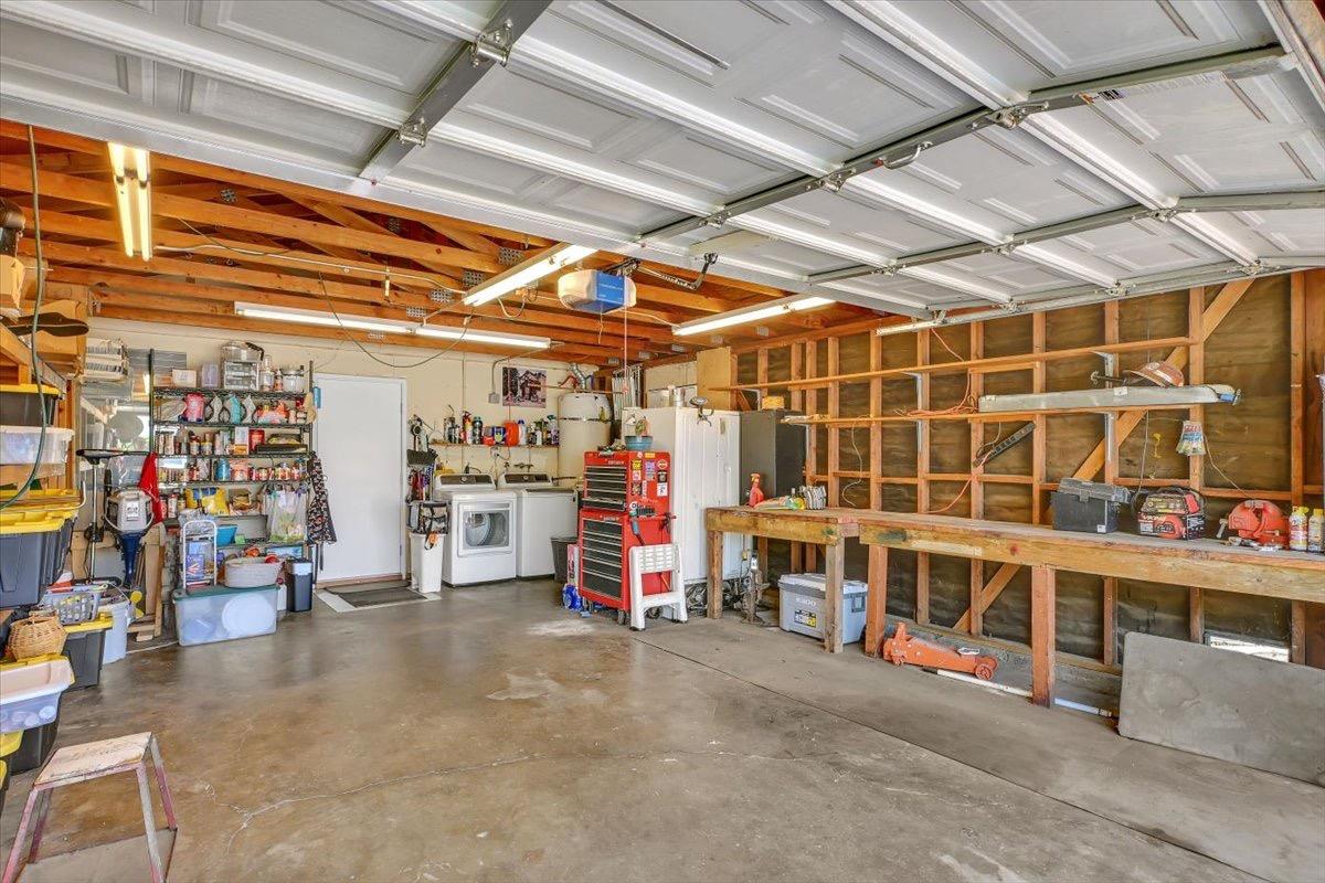 Orangevale, California, 95662, United States, 4 Bedrooms Bedrooms, ,2 BathroomsBathrooms,Residential,For Sale,1795396