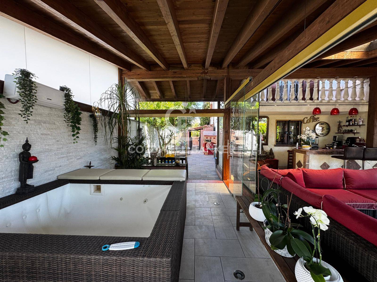 Bubbiano, Milano, 20088, IT, 4 Bedrooms Bedrooms, ,4 BathroomsBathrooms,Residential,For Sale,1927409