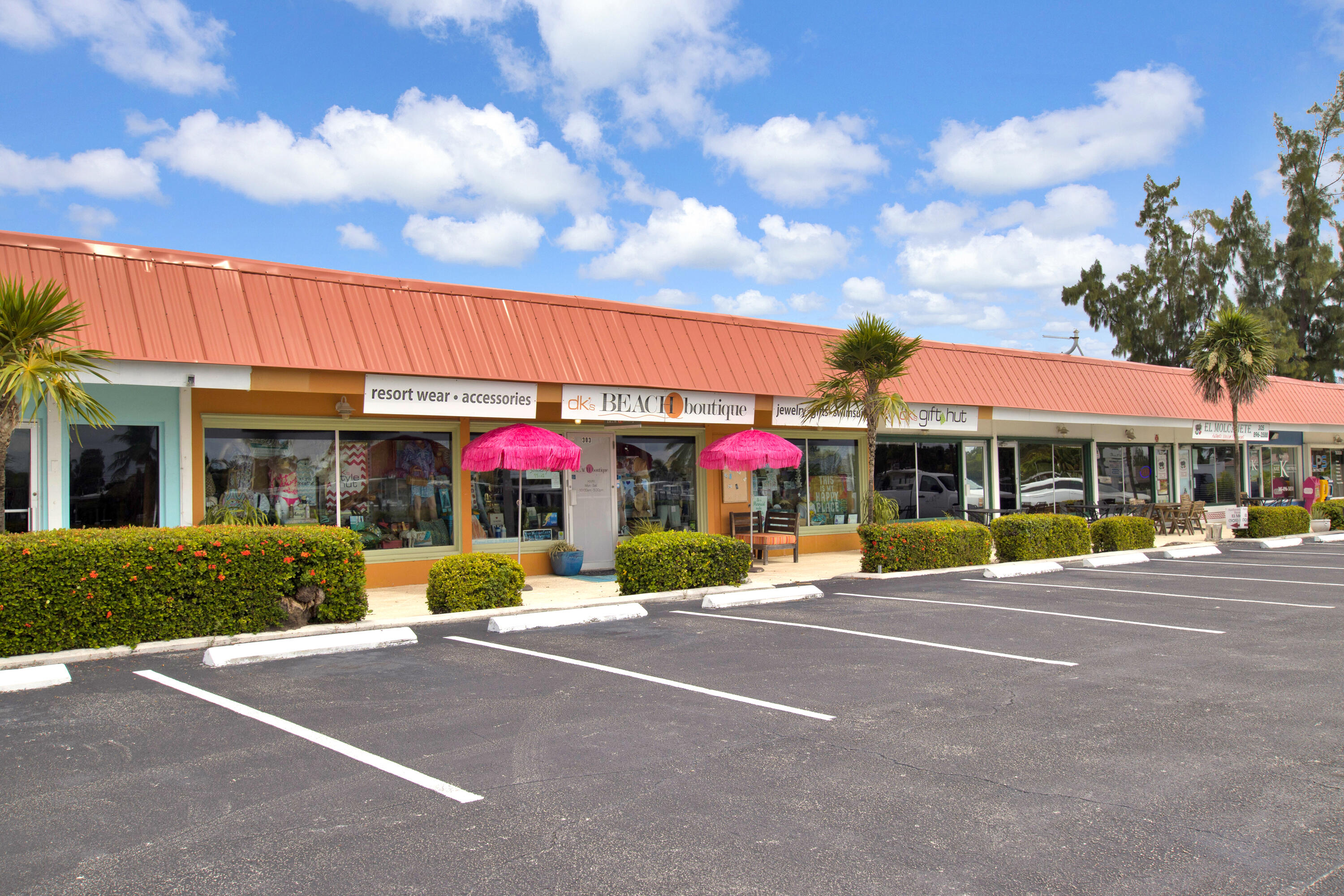 KEY COLONY, Florida, 33051, United States, 3 Bedrooms Bedrooms, ,3 BathroomsBathrooms,Residential,For Sale,1989057