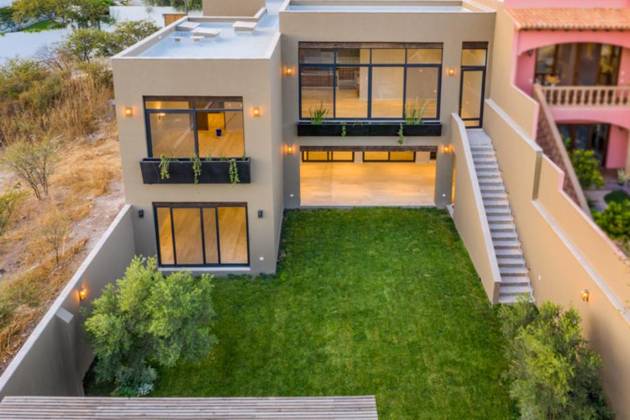 San Miguel de Allende, Guanajuato, 37797, Mexico, 3 Bedrooms Bedrooms, ,5 BathroomsBathrooms,Residential,For Sale,1695188