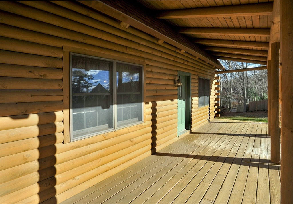 Hanson, Massachusetts, 02341, United States, 4 Bedrooms Bedrooms, ,2 BathroomsBathrooms,Residential,For Sale,2000773