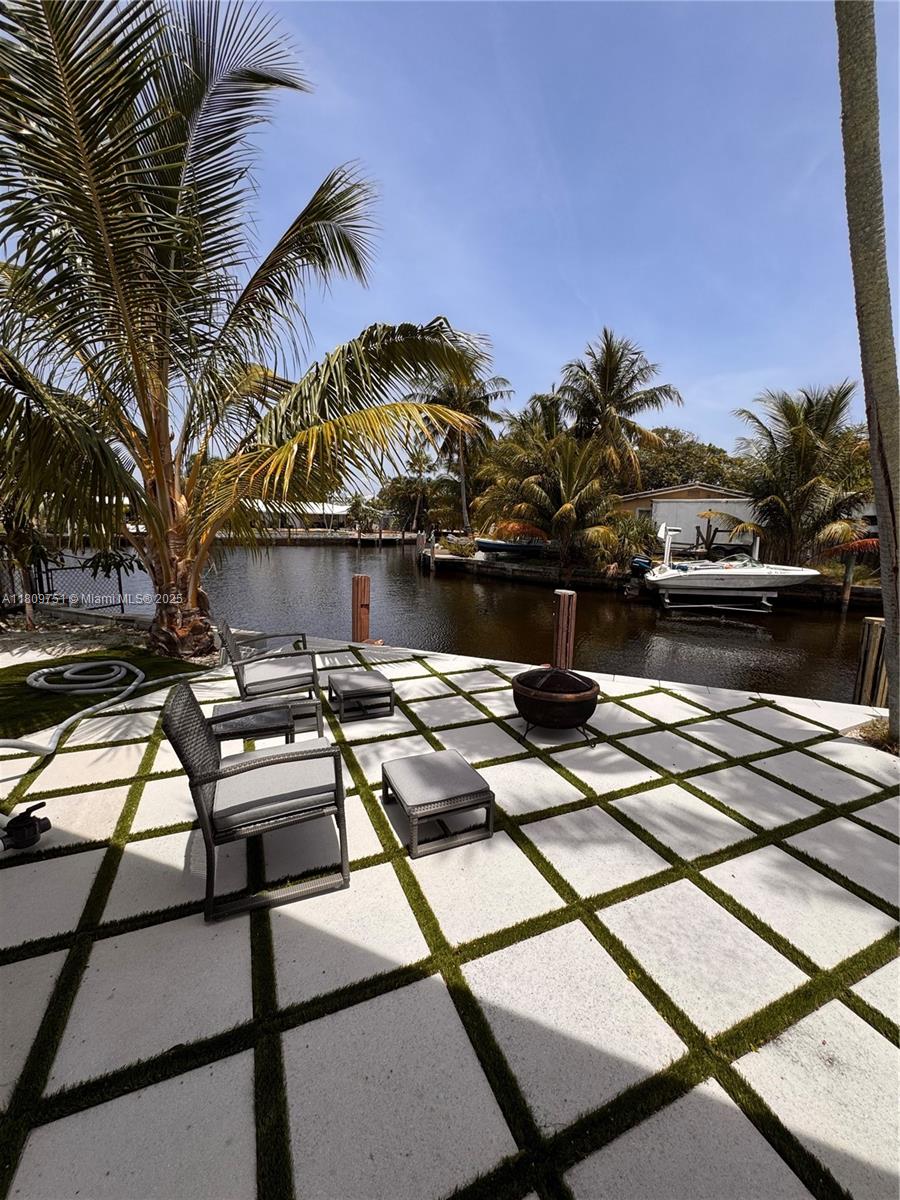 Pompano Beach, Florida, 33060, United States, 2 Bedrooms Bedrooms, ,2 BathroomsBathrooms,Residential,For Sale,1829168
