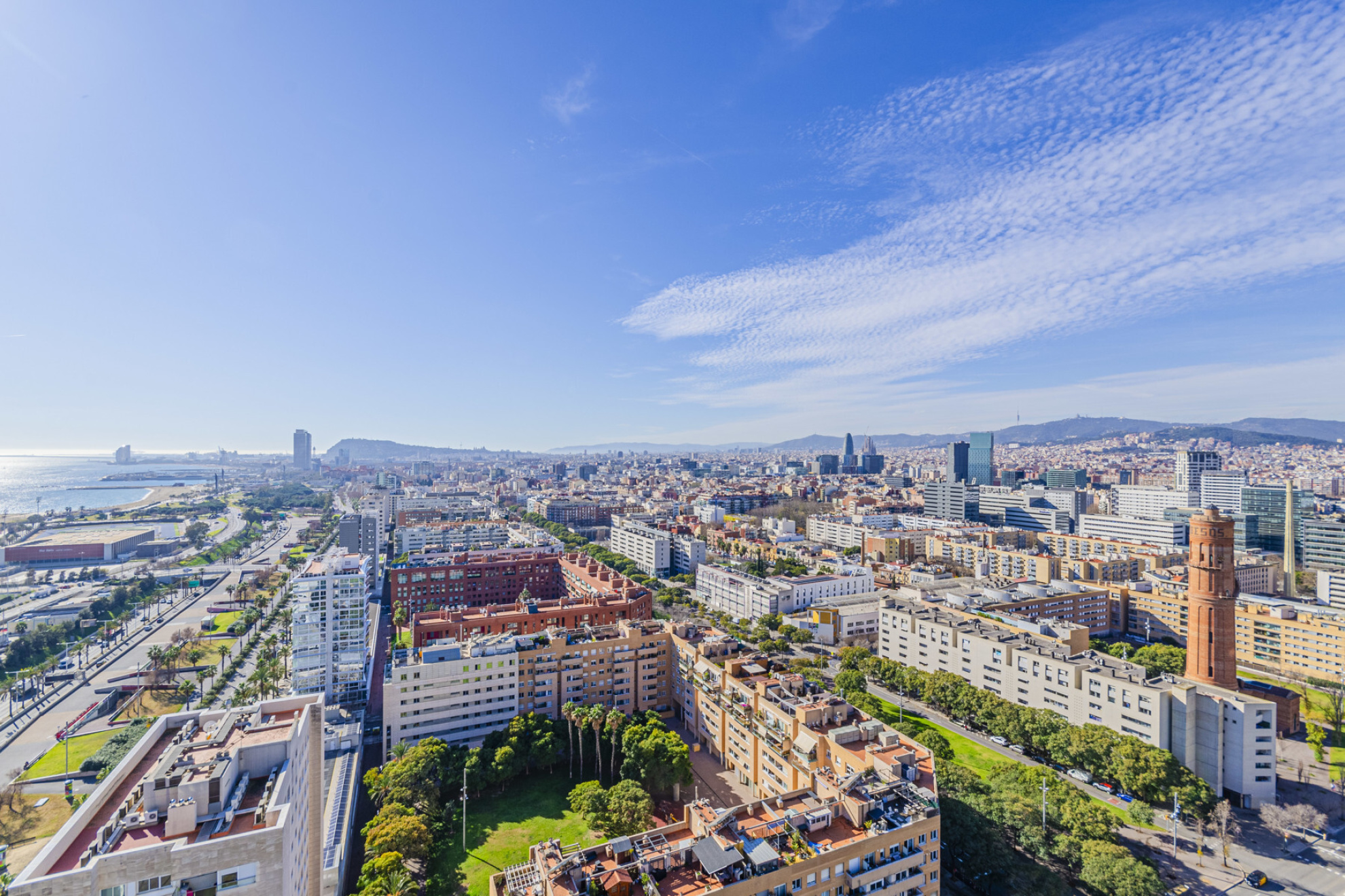  Family apartment with splendid sea and Barcelona views - 物件實景