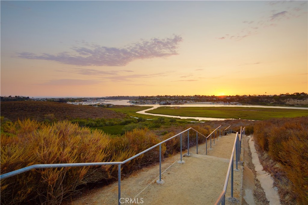 Newport Beach, California, 92660, United States, 4 Bedrooms Bedrooms, ,3 BathroomsBathrooms,Residential,For Sale,1991326