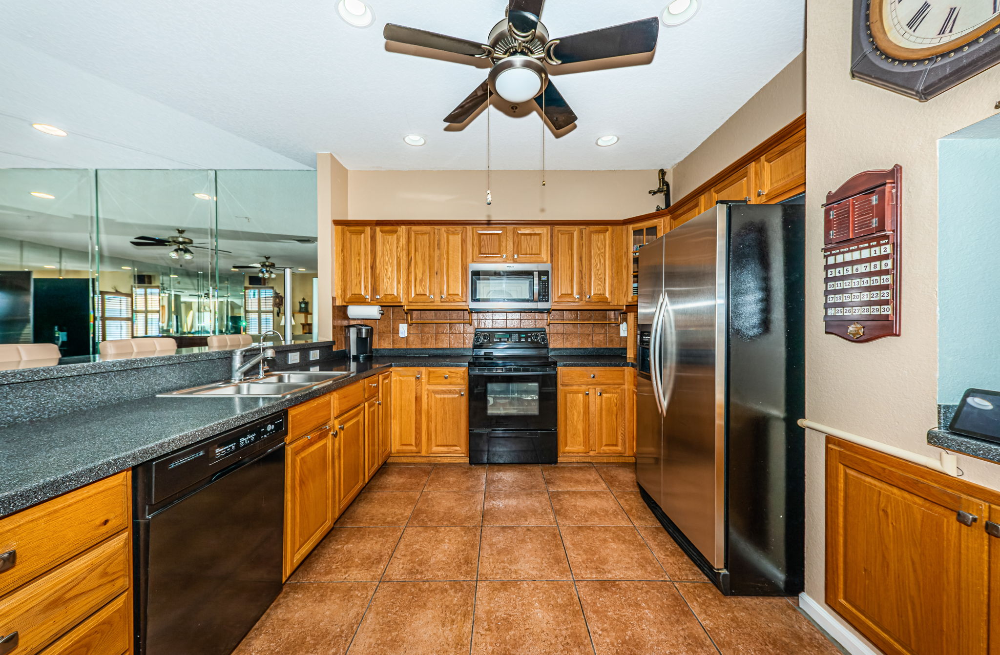 Treasure Island, Florida, 33706, United States, 3 Bedrooms Bedrooms, ,3 BathroomsBathrooms,Residential,For Sale,1981645