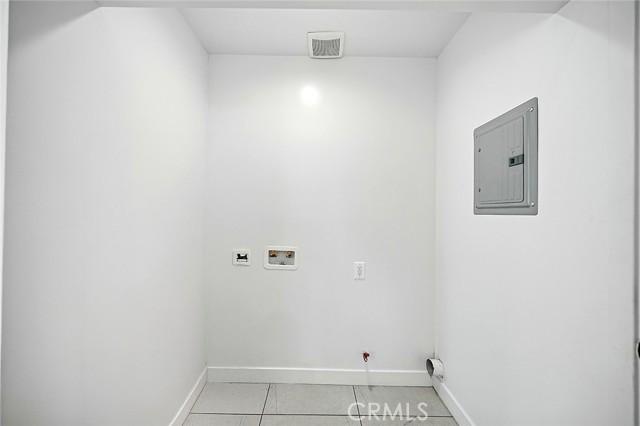 Paramount, California, 90723, United States, ,Residential,For Sale,1936983