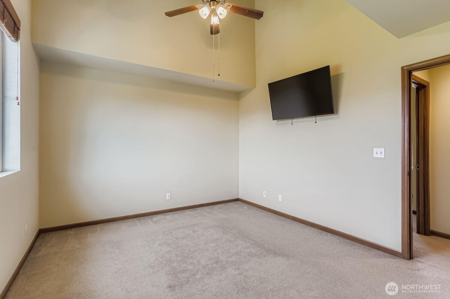 ISSAQUAH, Washington, 98029, United States, 4 Bedrooms Bedrooms, ,2 BathroomsBathrooms,Residential,For Sale,1951162