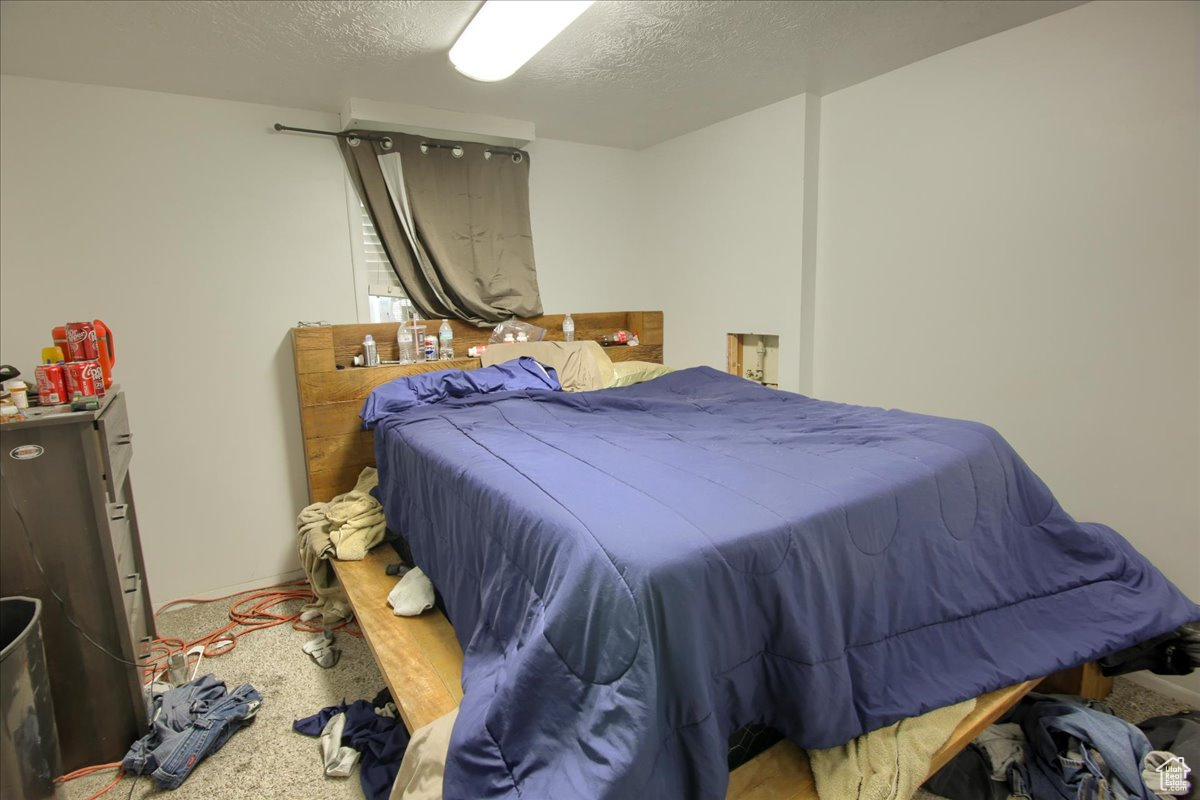 West Valley City, Utah, 84128, United States, 5 Bedrooms Bedrooms, ,2 BathroomsBathrooms,Residential,For Sale,1868735