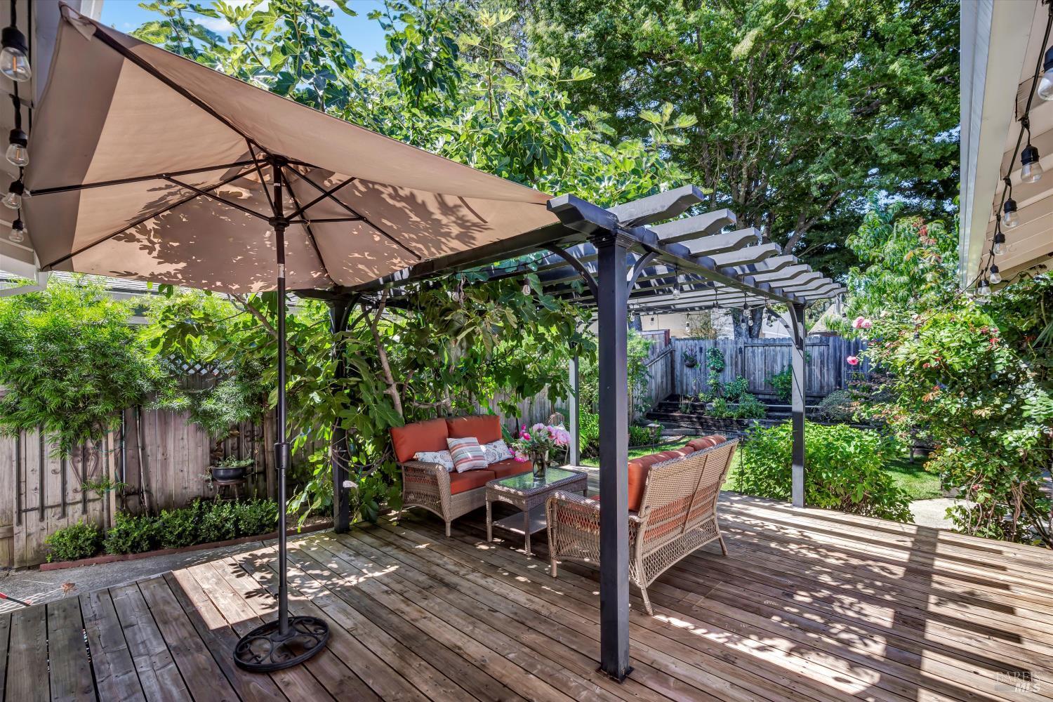 Napa, California, 94558, United States, 4 Bedrooms Bedrooms, ,2 BathroomsBathrooms,Residential,For Sale,1926171