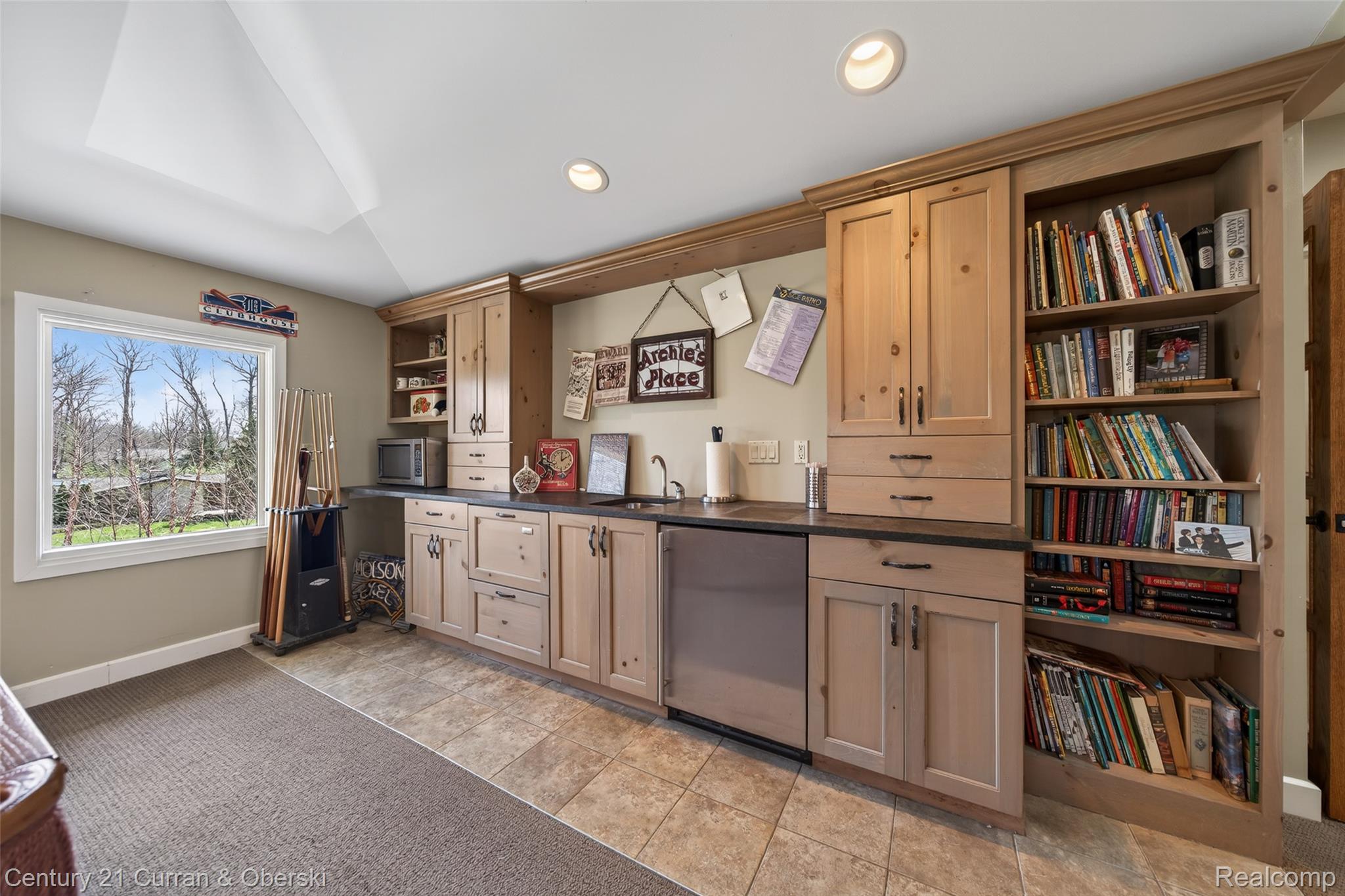 Bloomfield Hills, Michigan, 48301, United States, 4 Bedrooms Bedrooms, ,4 BathroomsBathrooms,Residential,For Sale,2035852