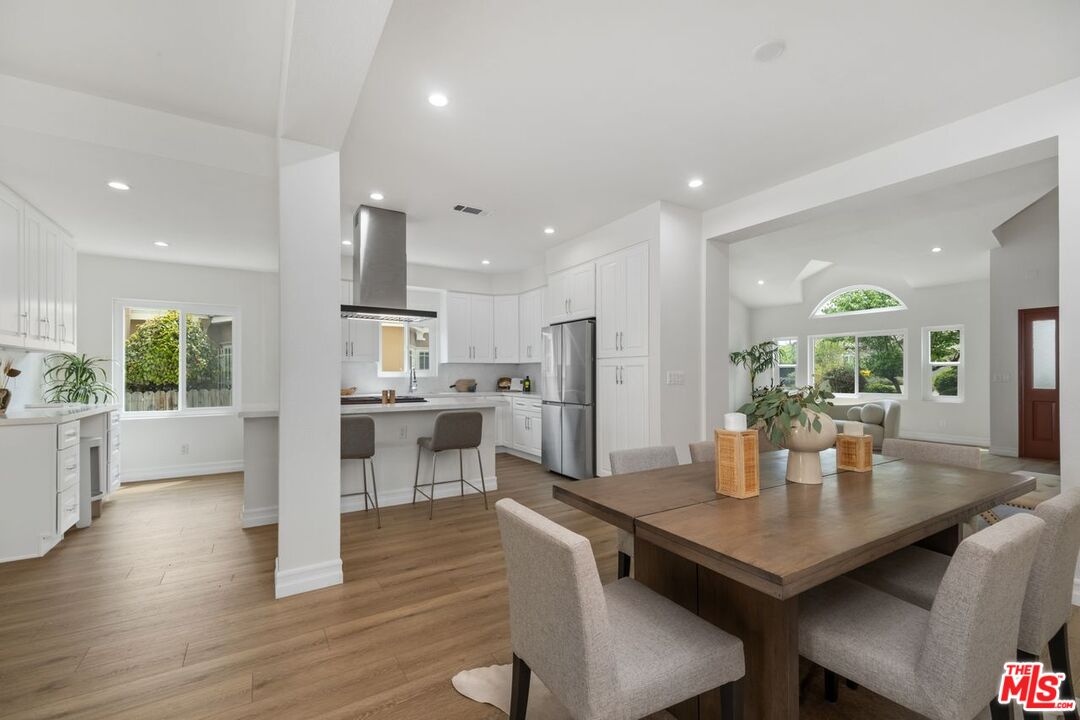 Los Angeles, California, 90004, United States, 4 Bedrooms Bedrooms, ,3 BathroomsBathrooms,Residential,For Sale,1785182