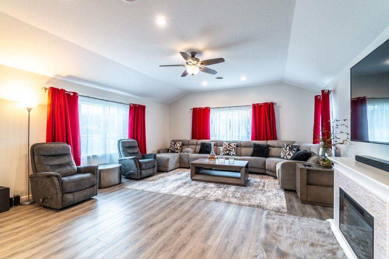 Angola, Indiana, 46703, United States, 2 Bedrooms Bedrooms, ,2 BathroomsBathrooms,Residential,For Sale,1768550