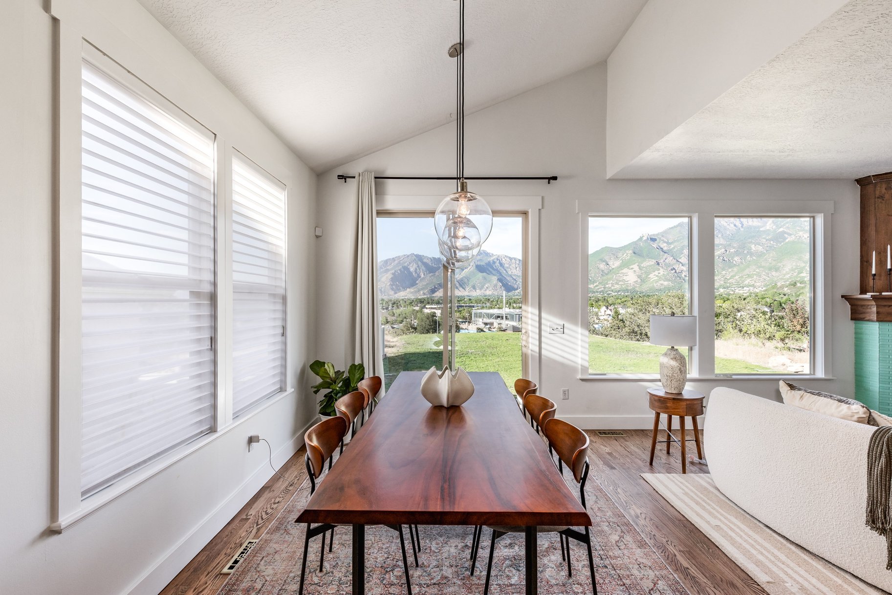  rocklin retreat where  majestic mountains meets city views - 物件實景