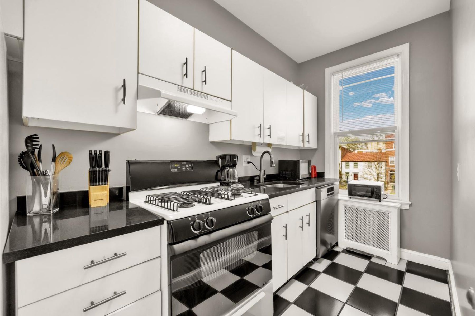  323 Maryland Avenue NE, Washington, DC, 20002 - 物件實景