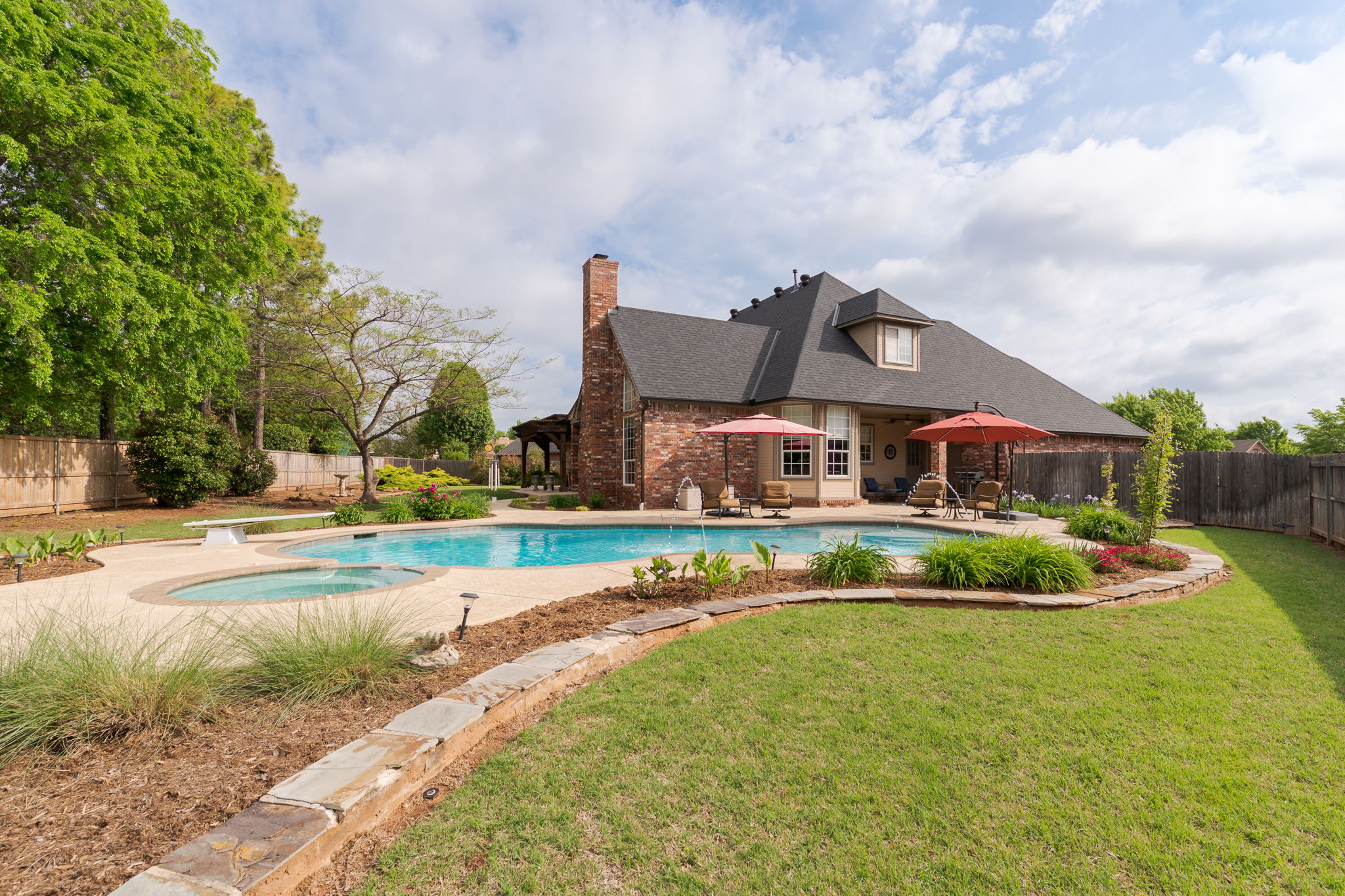  13909 Plantation Way, Edmond, OK 73013 - 物件實景