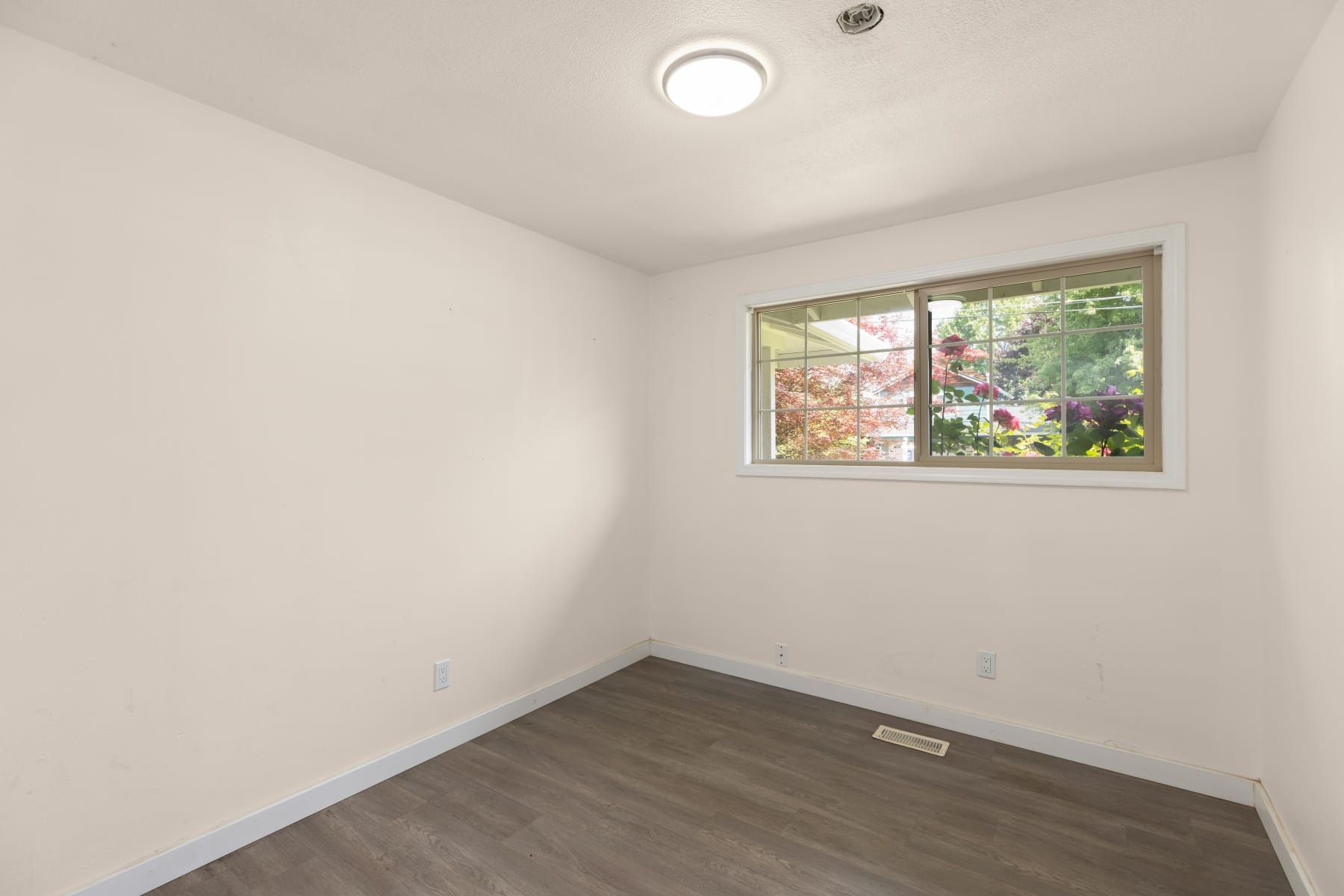  4815 SW 202ND AVE Beaverton, OR 97078 - 物件實景