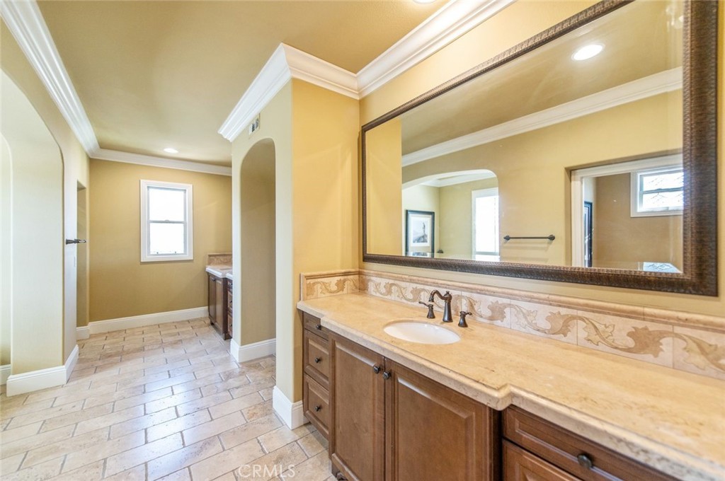 Walnut, California, 91789, United States, 4 Bedrooms Bedrooms, ,5 BathroomsBathrooms,Residential,For Sale,2030257