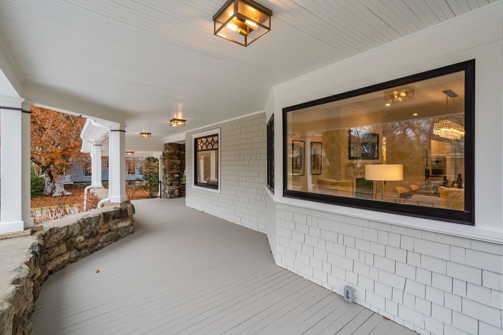 Newton, Massachusetts, 02465, United States, 6 Bedrooms Bedrooms, ,7 BathroomsBathrooms,Residential,For Sale,1995687