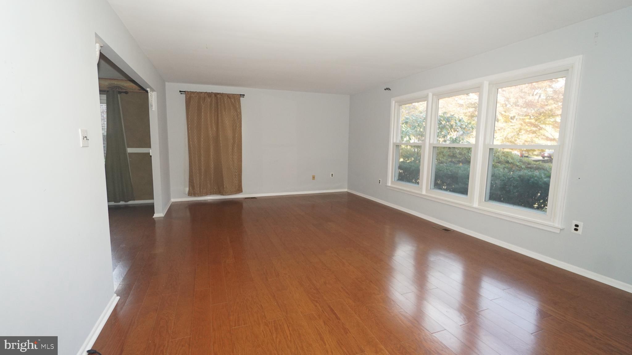 YARDLEY, Pennsylvania, 19067, United States, 4 Bedrooms Bedrooms, ,3 BathroomsBathrooms,Residential,For Sale,1988556