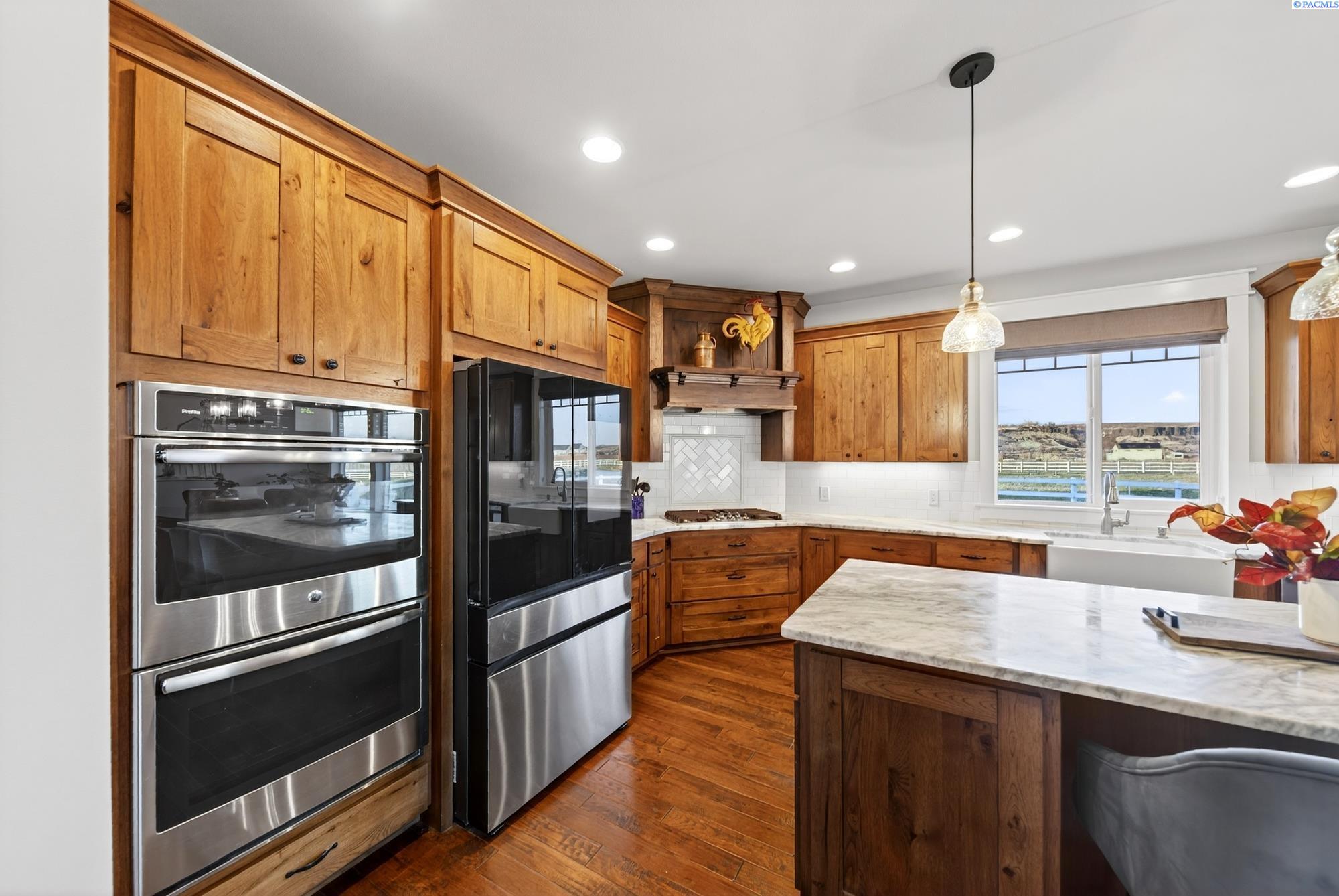 Prosser, Washington, 99350, United States, 3 Bedrooms Bedrooms, ,1 BathroomBathrooms,Residential,For Sale,1998379