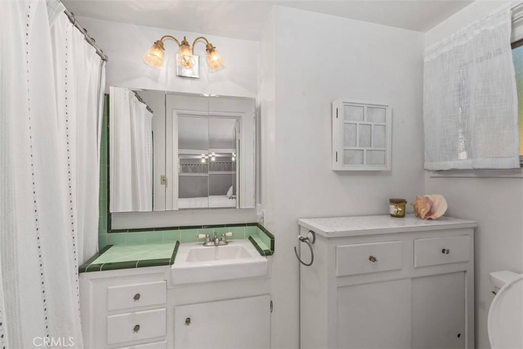 Costa Mesa, California, 92627, United States, 4 Bedrooms Bedrooms, ,3 BathroomsBathrooms,Residential,For Sale,1926286