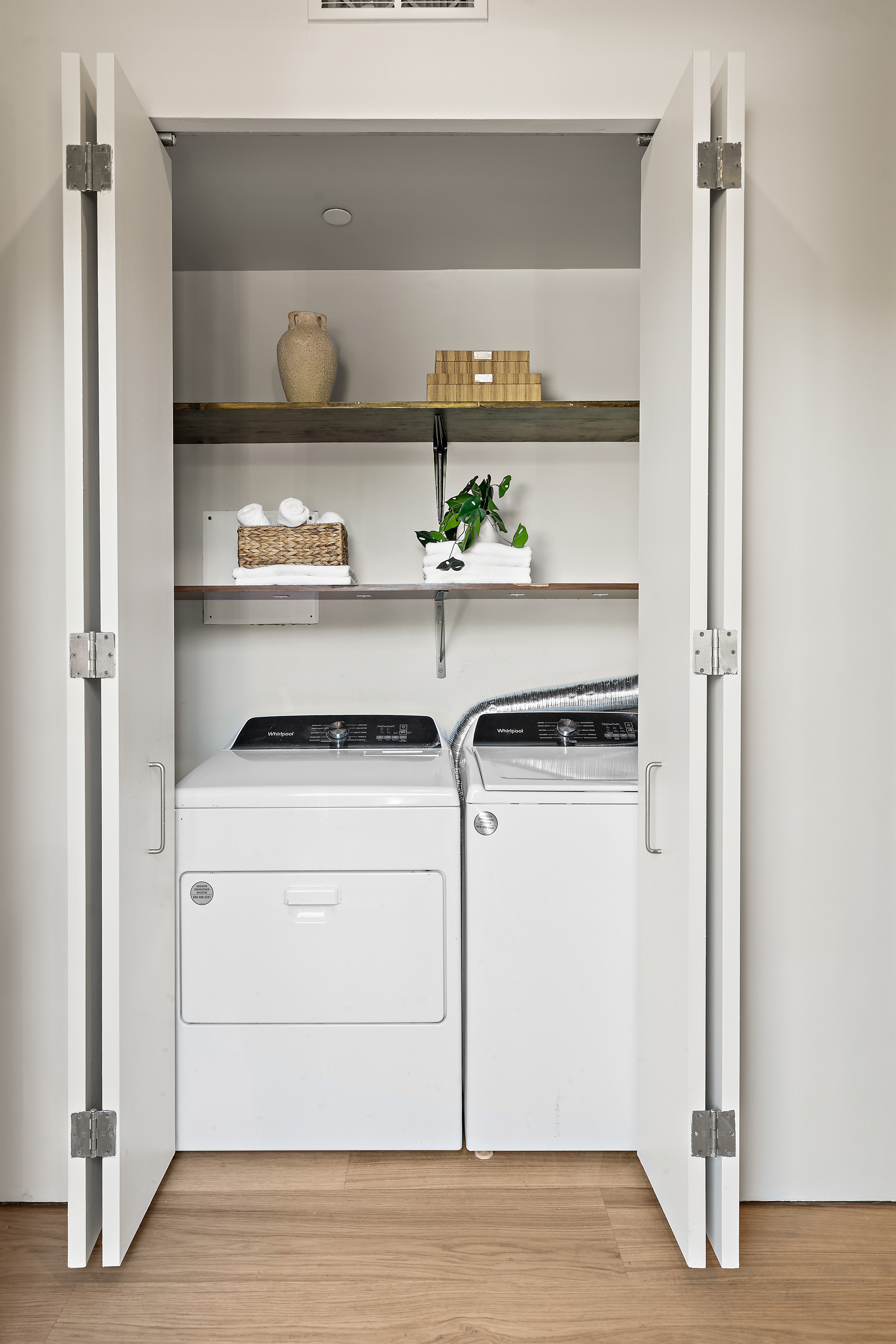  Sophisticated West Berkeley Condominium Designed for Everyday Comfort - 物件實景