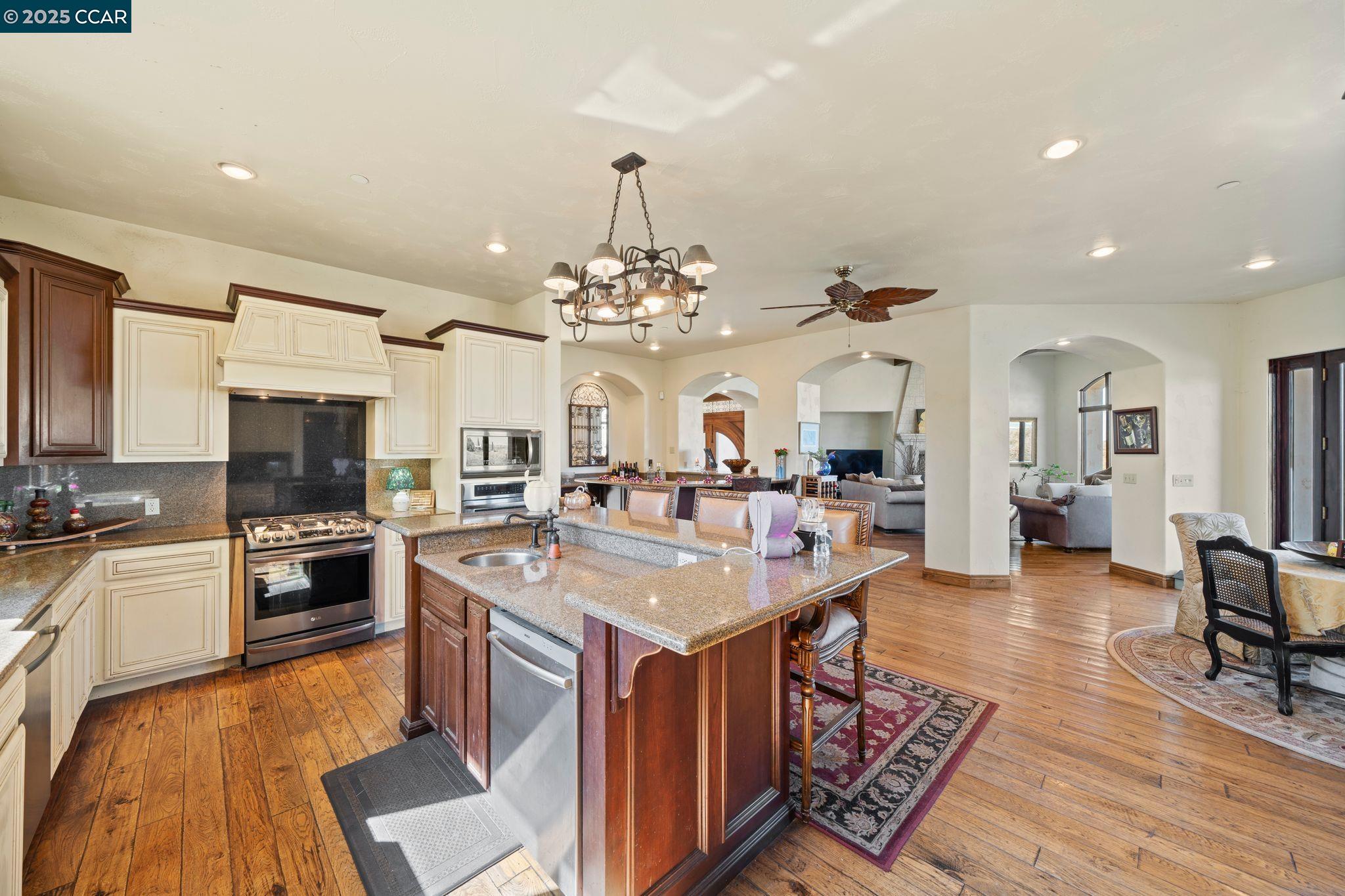 Livermore, California, 94550, United States, 5 Bedrooms Bedrooms, ,4 BathroomsBathrooms,Residential,For Sale,1918486