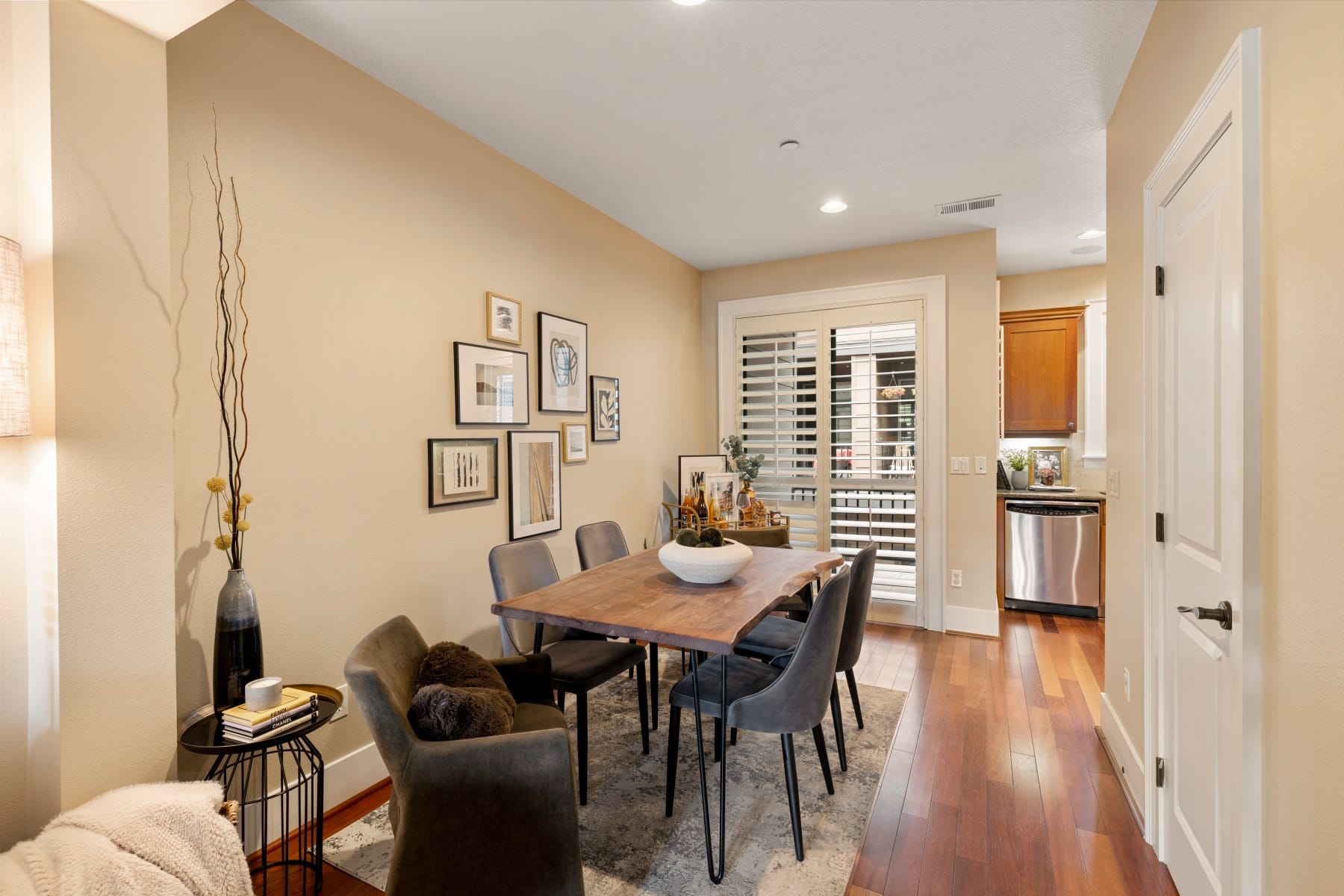  662 SW TRILLIUM CREEK TER Portland, OR 97225 - 物件實景