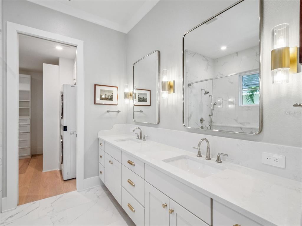 Winter Park, Florida, 32789, United States, 3 Bedrooms Bedrooms, ,5 BathroomsBathrooms,Residential,For Sale,1993312