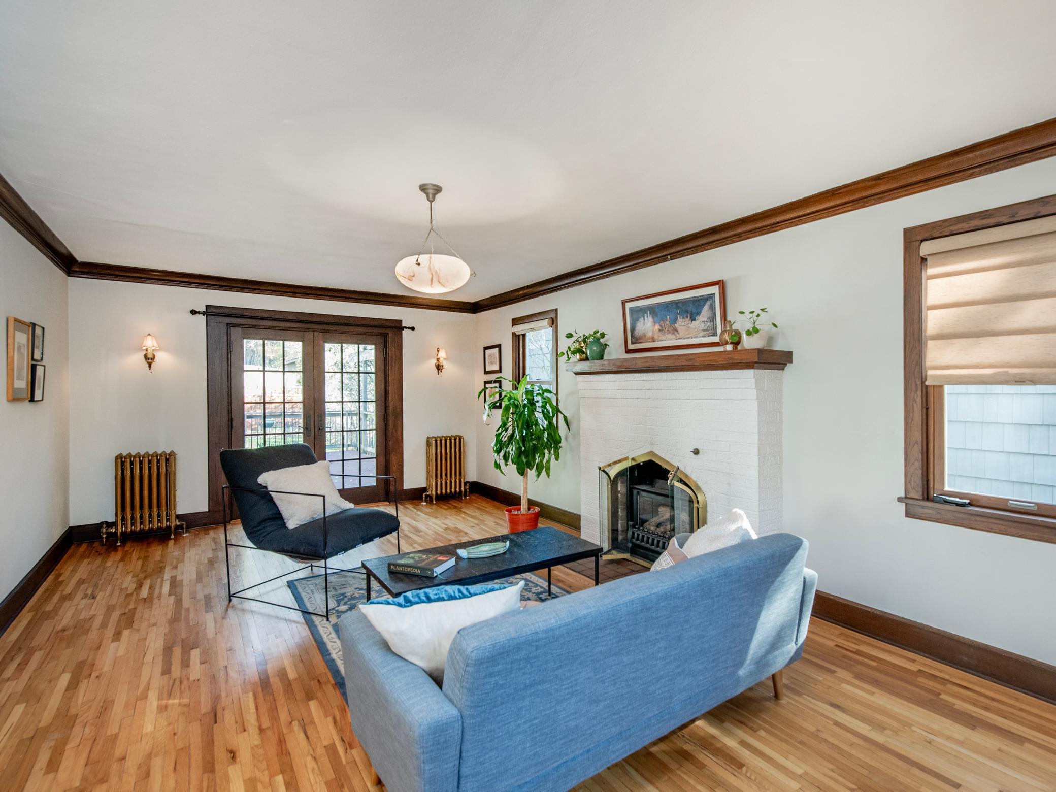 Saint Paul, Minnesota, 55104, United States, 3 Bedrooms Bedrooms, ,1 BathroomBathrooms,Residential,For Sale,1988037