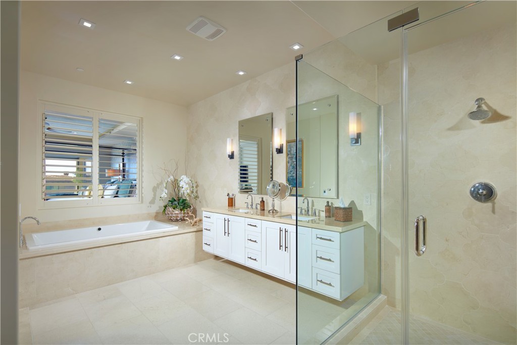 Dana Point, California, 92629, United States, 4 Bedrooms Bedrooms, ,4 BathroomsBathrooms,Residential,For Sale,1907577