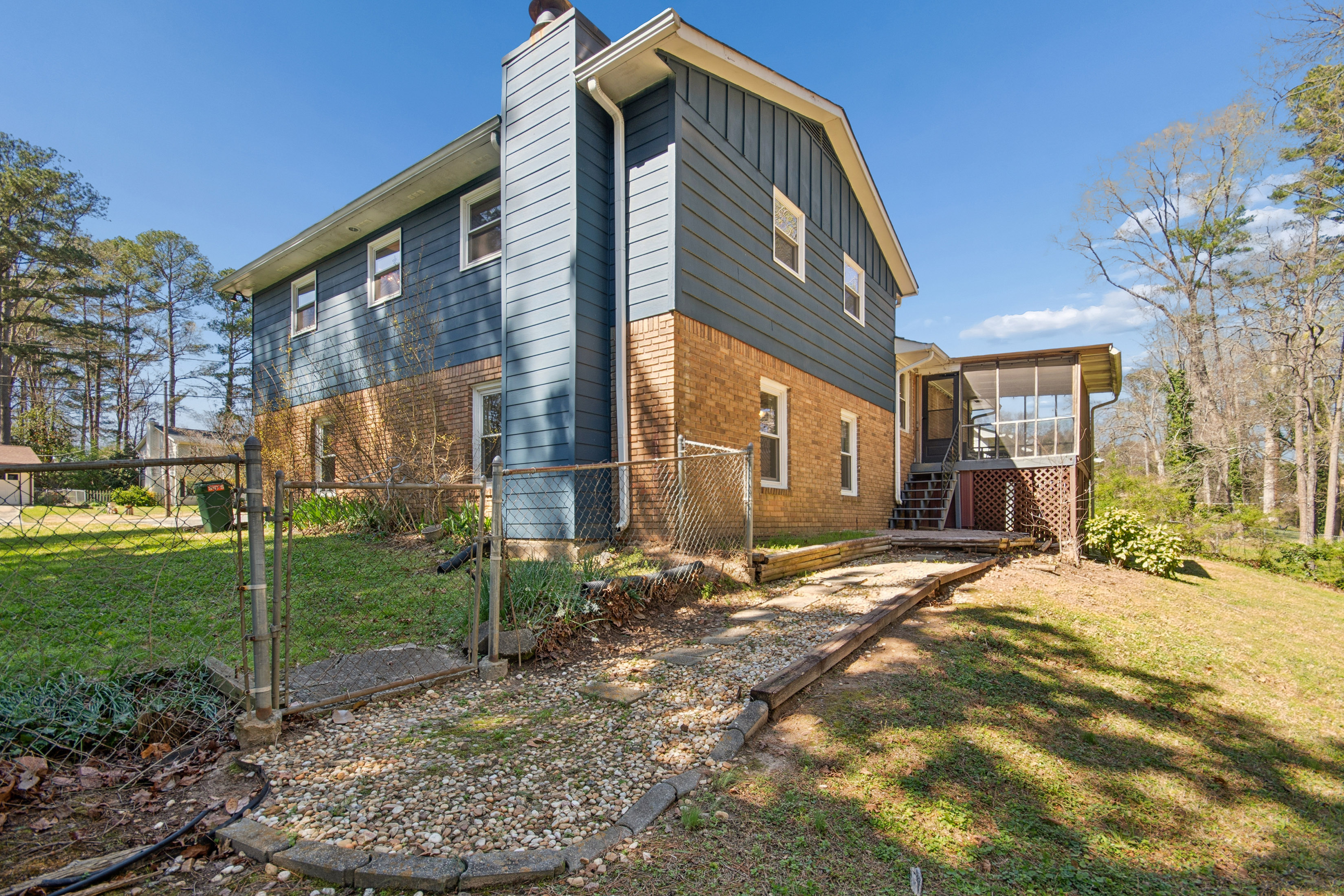  Rare Opportunity in Huntwood Neighborhood - 物件實景