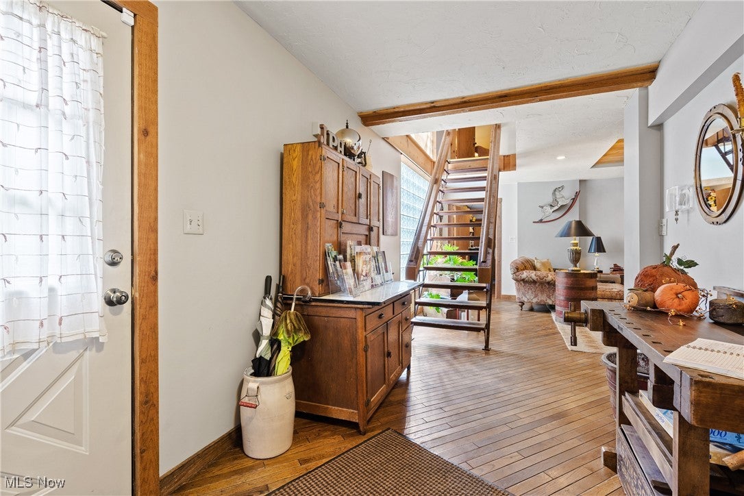 Cleveland, Ohio, 44113, United States, 3 Bedrooms Bedrooms, ,4 BathroomsBathrooms,Residential,For Sale,1984065