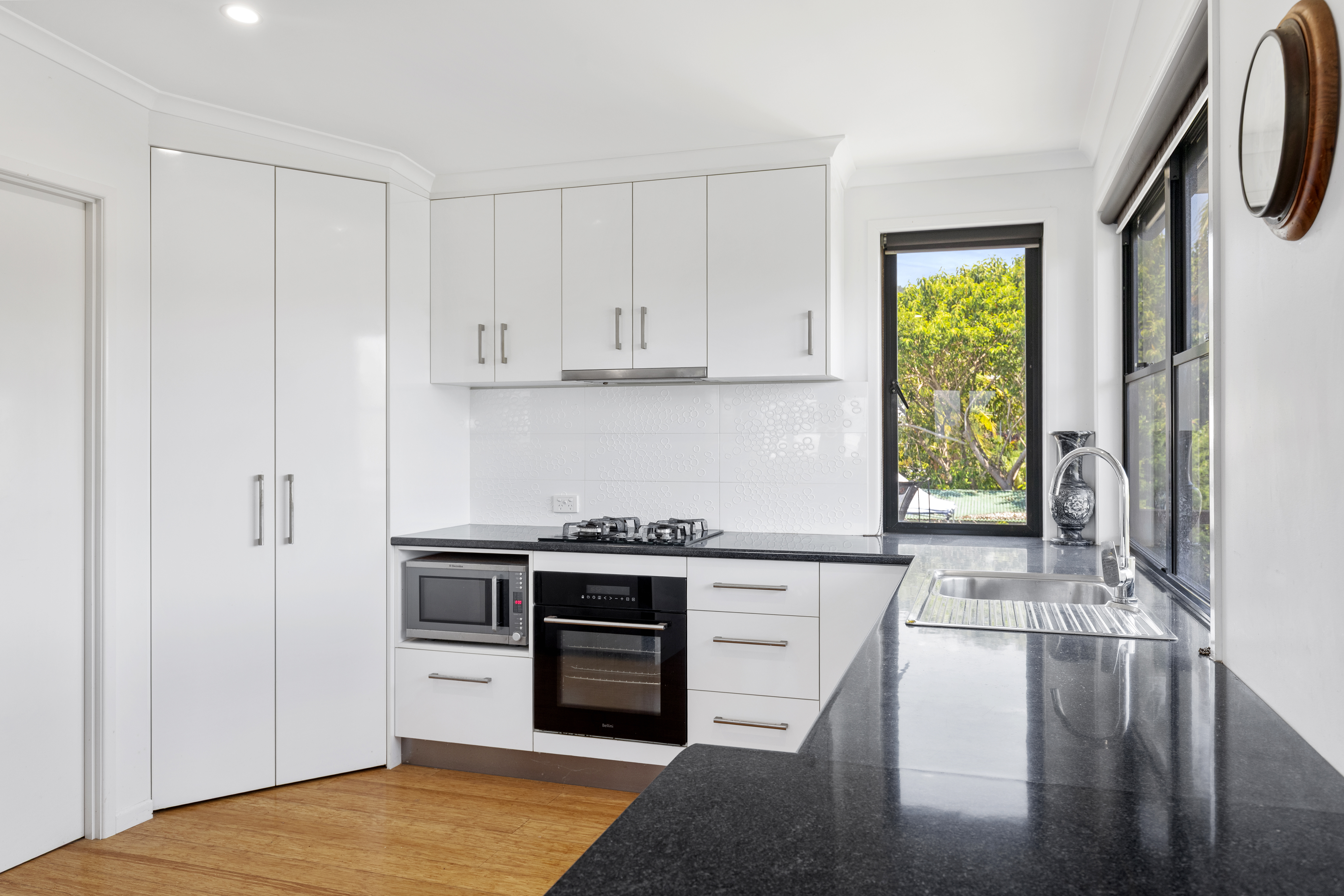  6 Ocean View Avenue, Airlie Beach - 物件實景