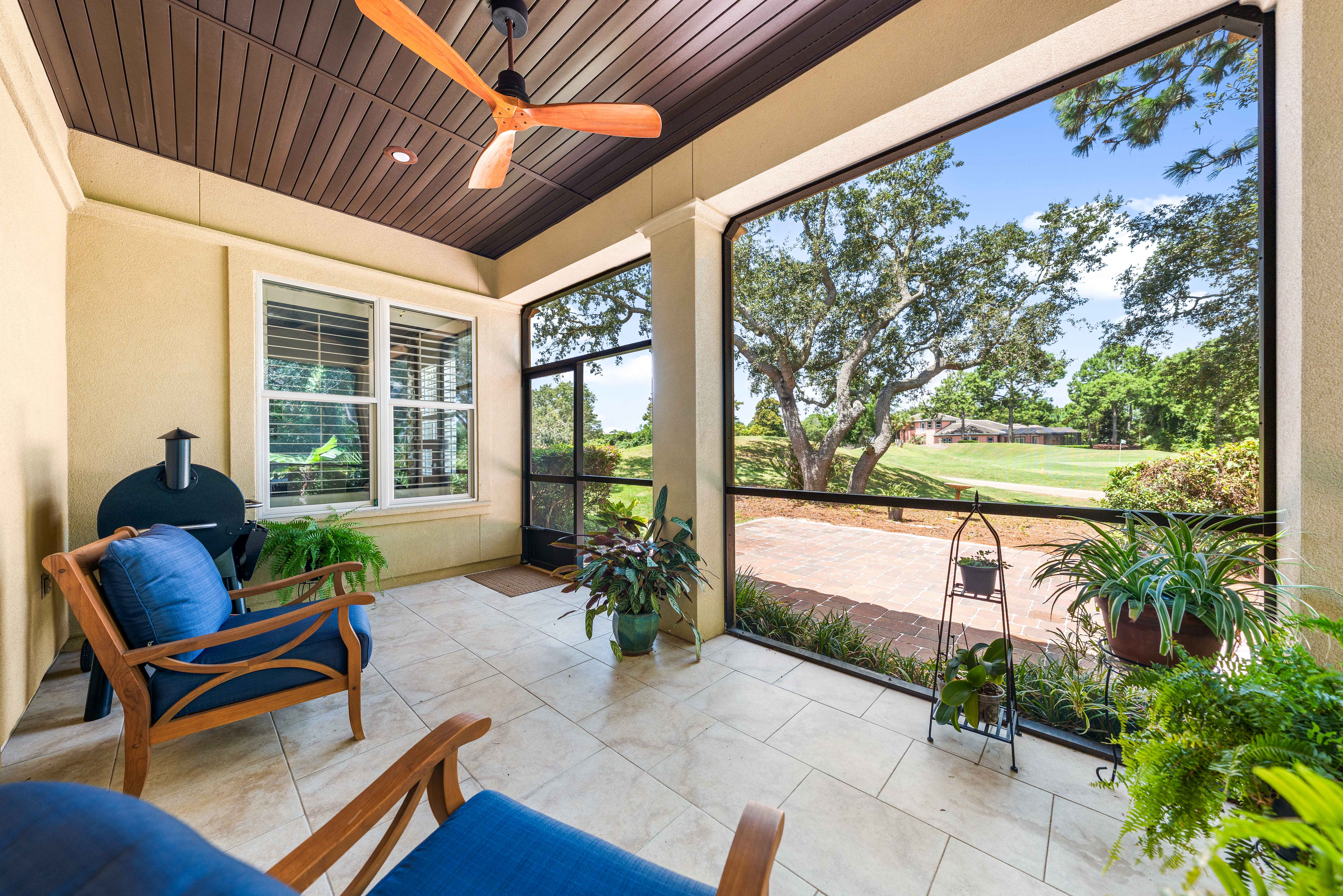  Updated Golf Course Home with Private Courtyard Retreat - 物件實景