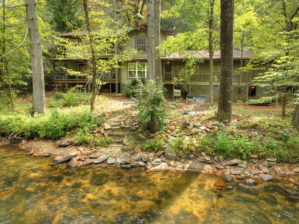 Blue Ridge, Georgia, 30513, United States, 4 Bedrooms Bedrooms, ,4 BathroomsBathrooms,Residential,For Sale,1859104
