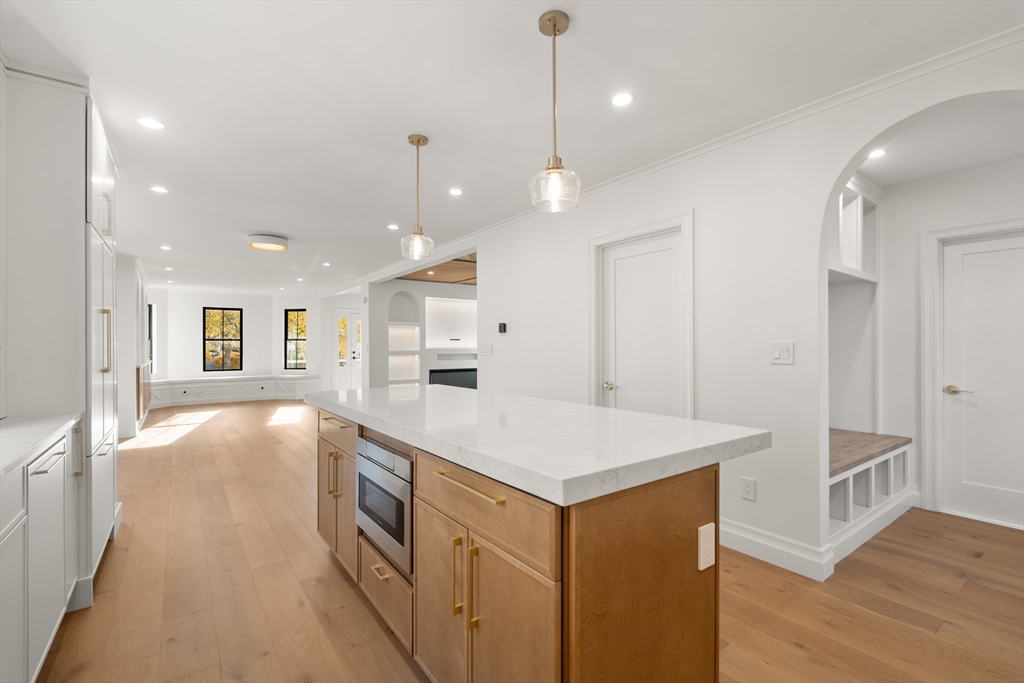 Somerville, Massachusetts, 02144, United States, 4 Bedrooms Bedrooms, ,5 BathroomsBathrooms,Residential,For Sale,1991480