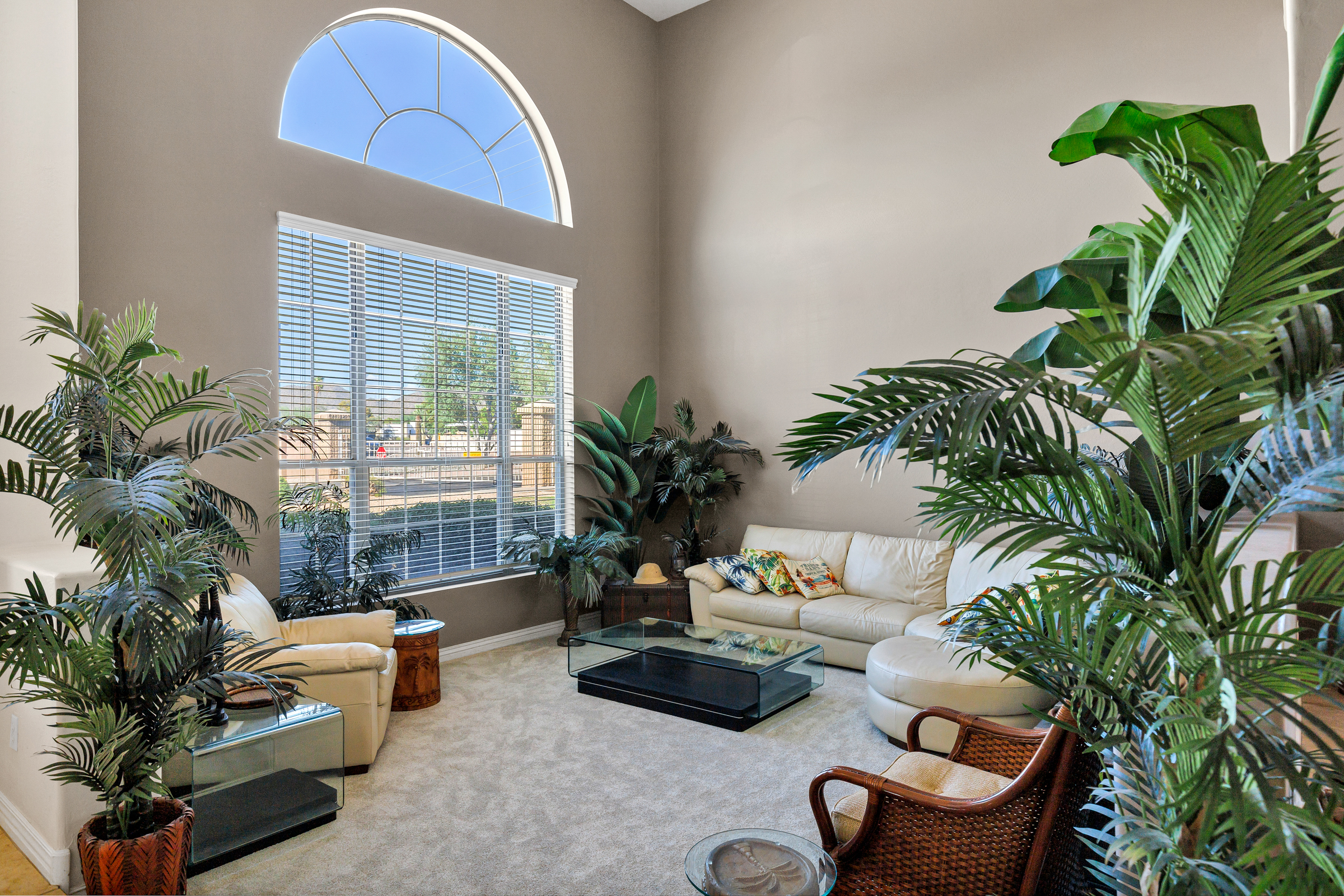 Mesa, Arizona, 85207, United States, 5 Bedrooms Bedrooms, ,4 BathroomsBathrooms,Residential,For Sale,1976858