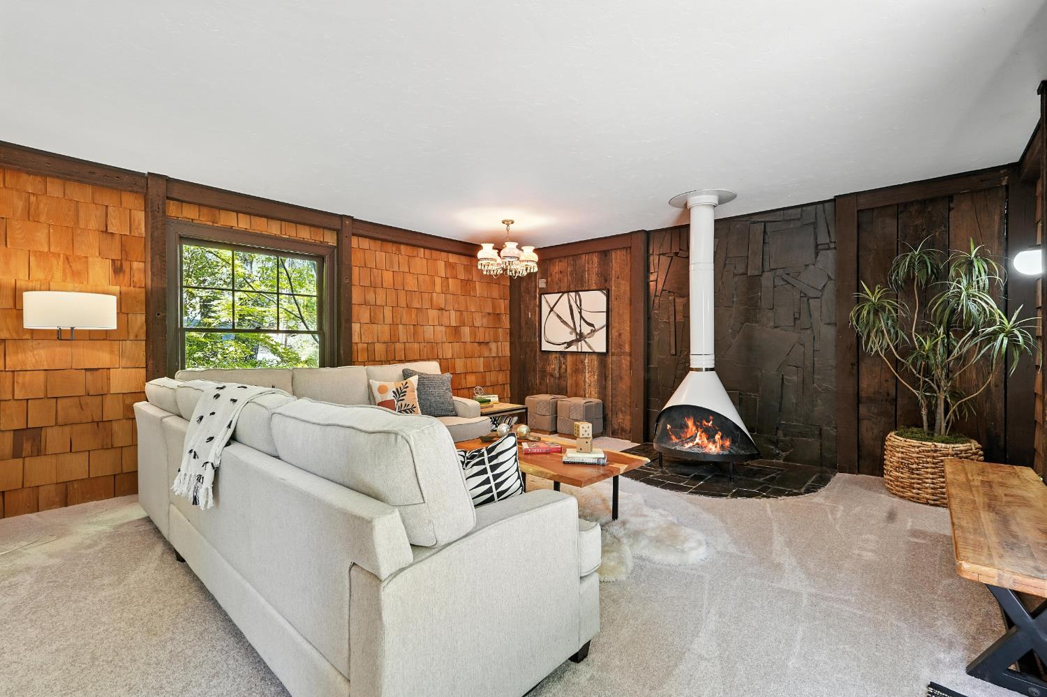 Auburn, California, 95603, United States, 3 Bedrooms Bedrooms, ,3 BathroomsBathrooms,Residential,For Sale,1955414