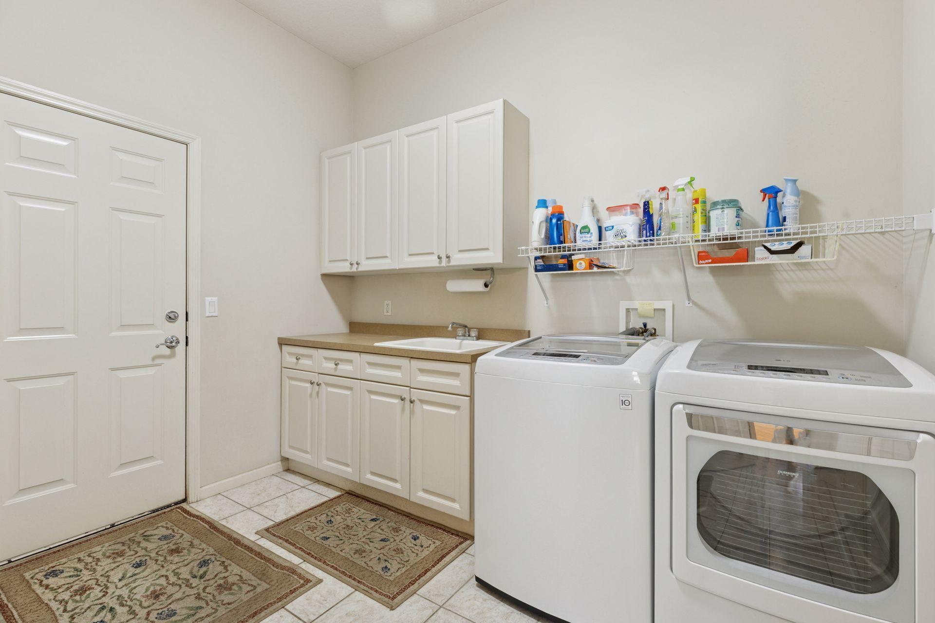 Plymouth, Minnesota, 55446, United States, 3 Bedrooms Bedrooms, ,3 BathroomsBathrooms,Residential,For Sale,1827815