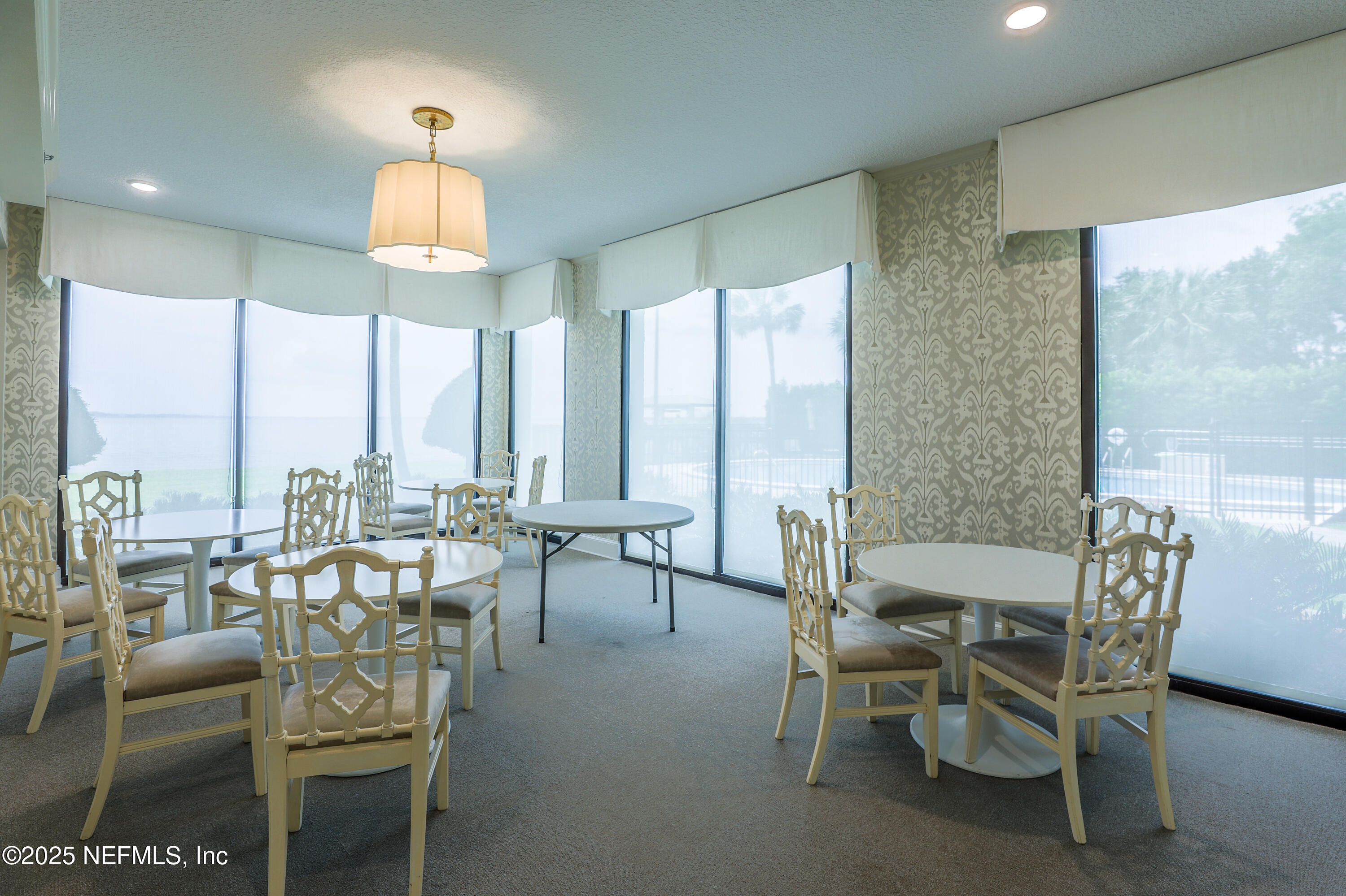 Jacksonville, Florida, 32205, United States, 3 Bedrooms Bedrooms, ,2 BathroomsBathrooms,Residential,For Sale,1957933