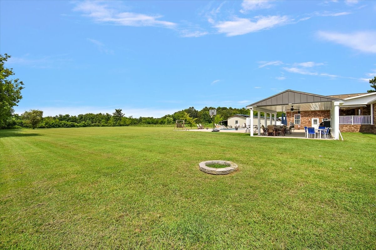 Bell Buckle, Tennessee, 37020, United States, 3 Bedrooms Bedrooms, ,3 BathroomsBathrooms,Residential,For Sale,1898483