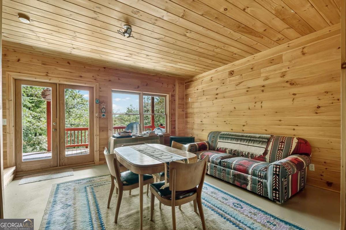 Blue Ridge, Georgia, 30513, United States, 3 Bedrooms Bedrooms, ,3 BathroomsBathrooms,Residential,For Sale,1952003