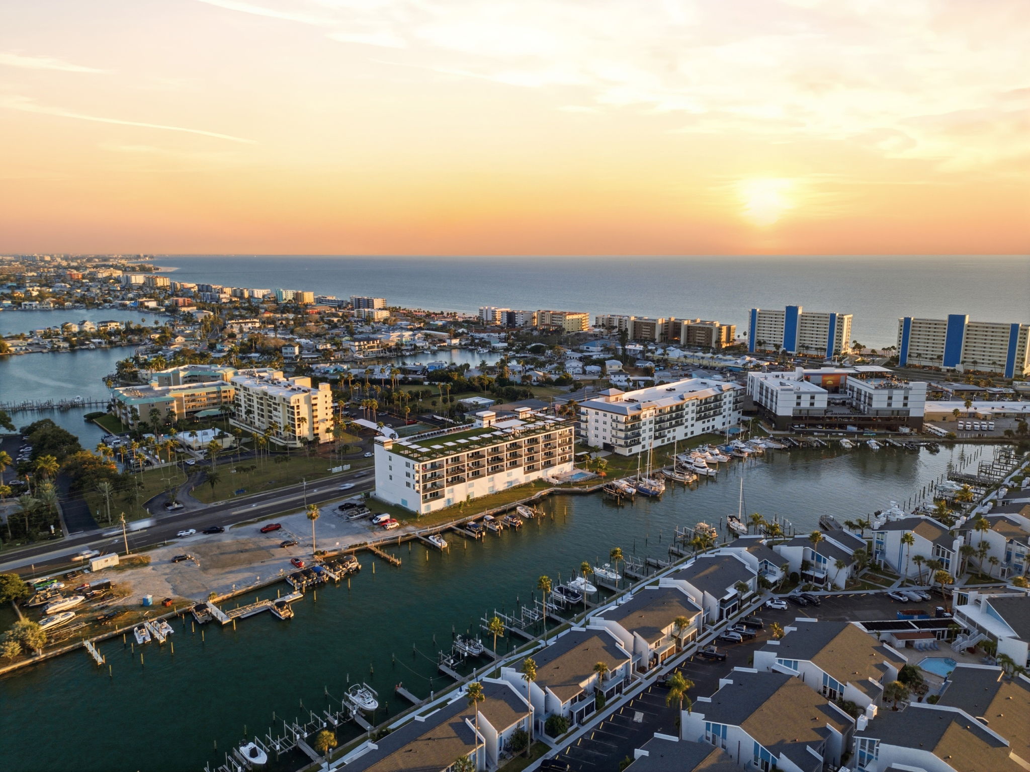 400 150th Ave # 304, Madeira Beach, Florida, 33708, United States, 3 Bedrooms Bedrooms, ,3 BathroomsBathrooms,Residential,For Sale,400 150th Ave # 304,1407196